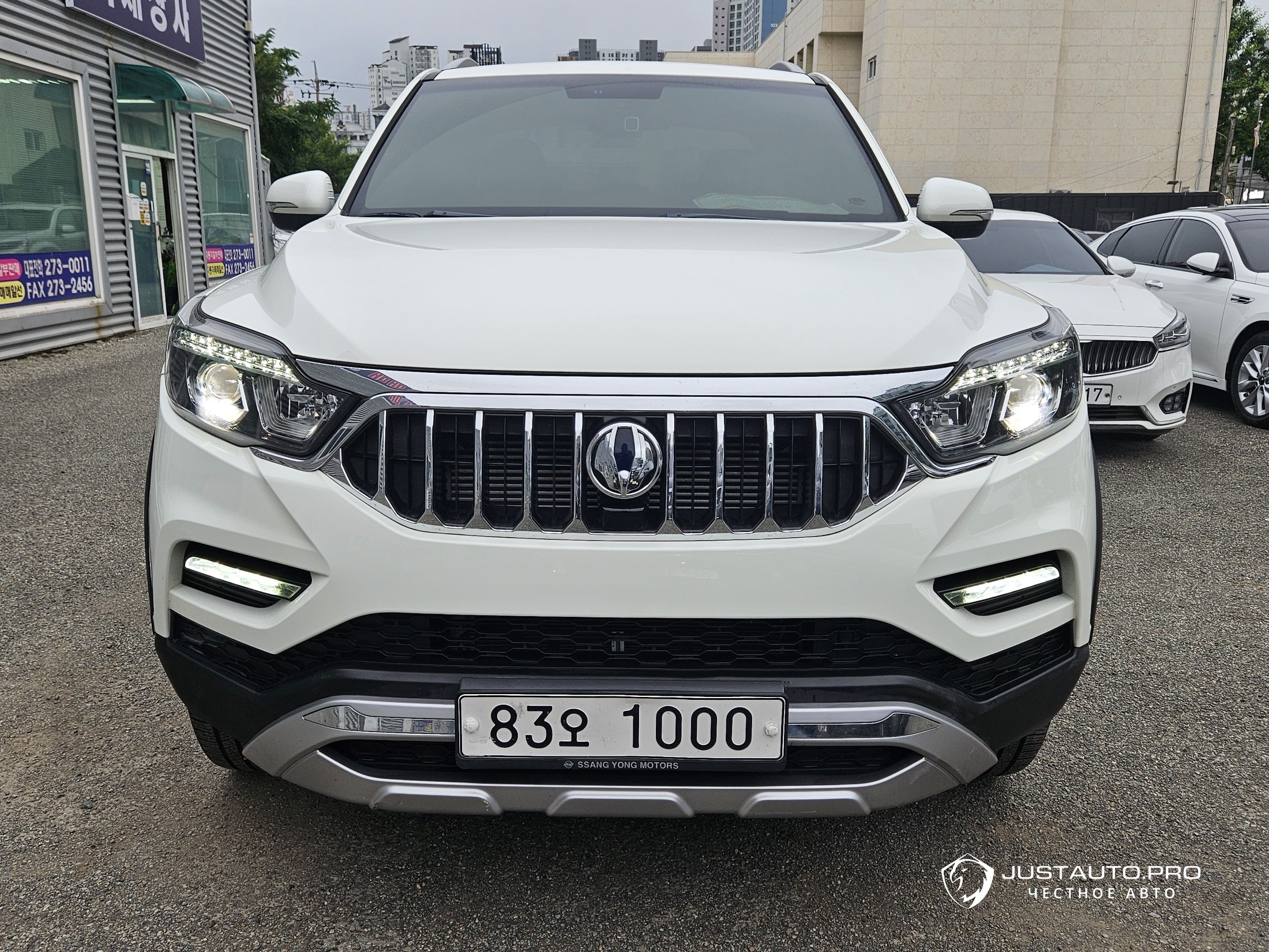 Автомобиль KG_Mobility_Ssangyong Rexton