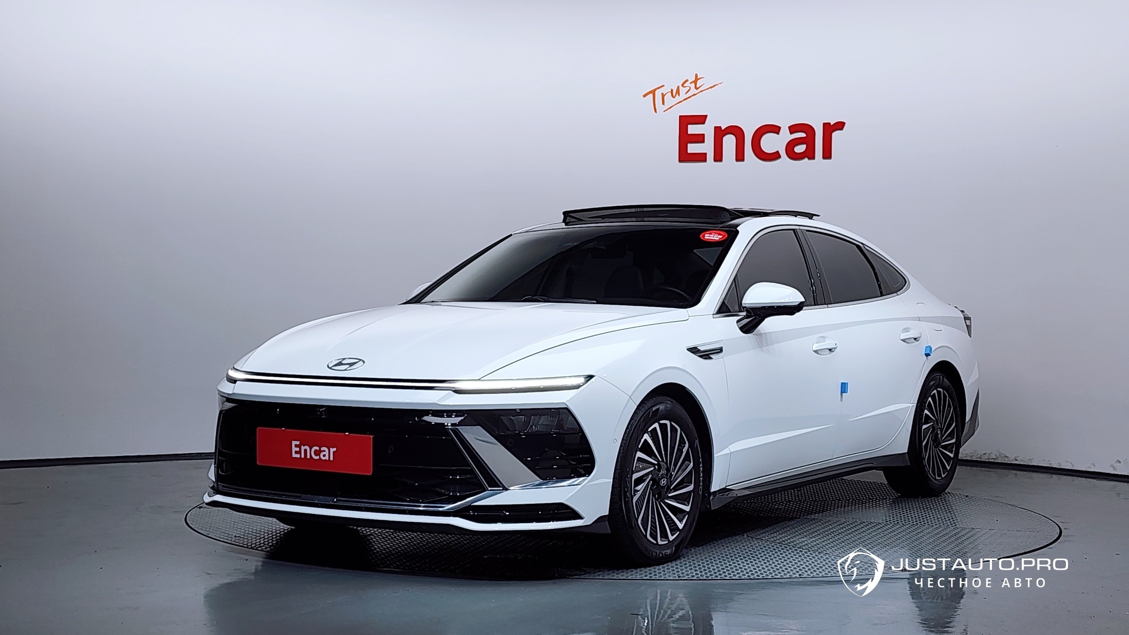Автомобиль Hyundai Sonata