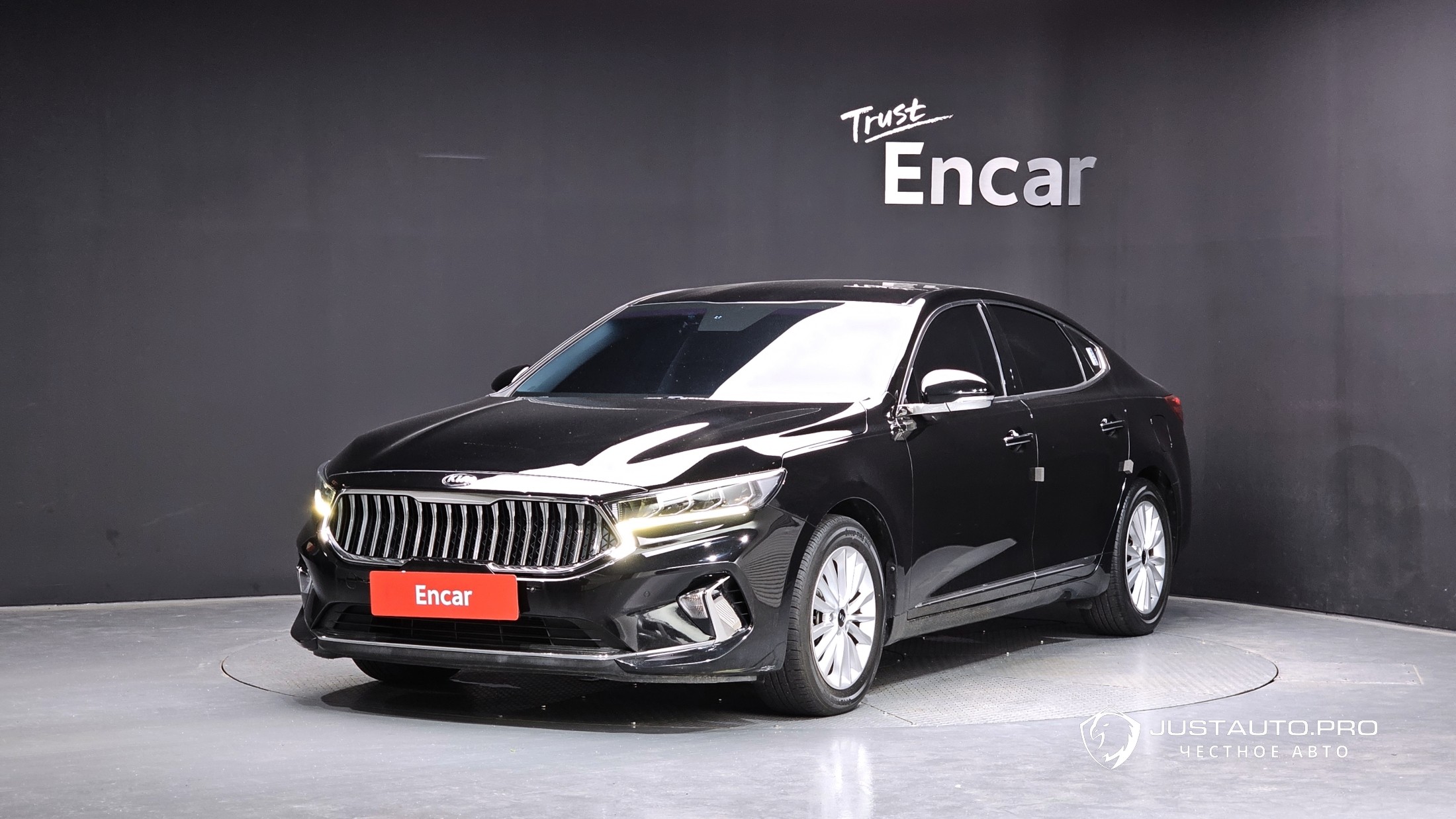 Автомобиль Kia K7
