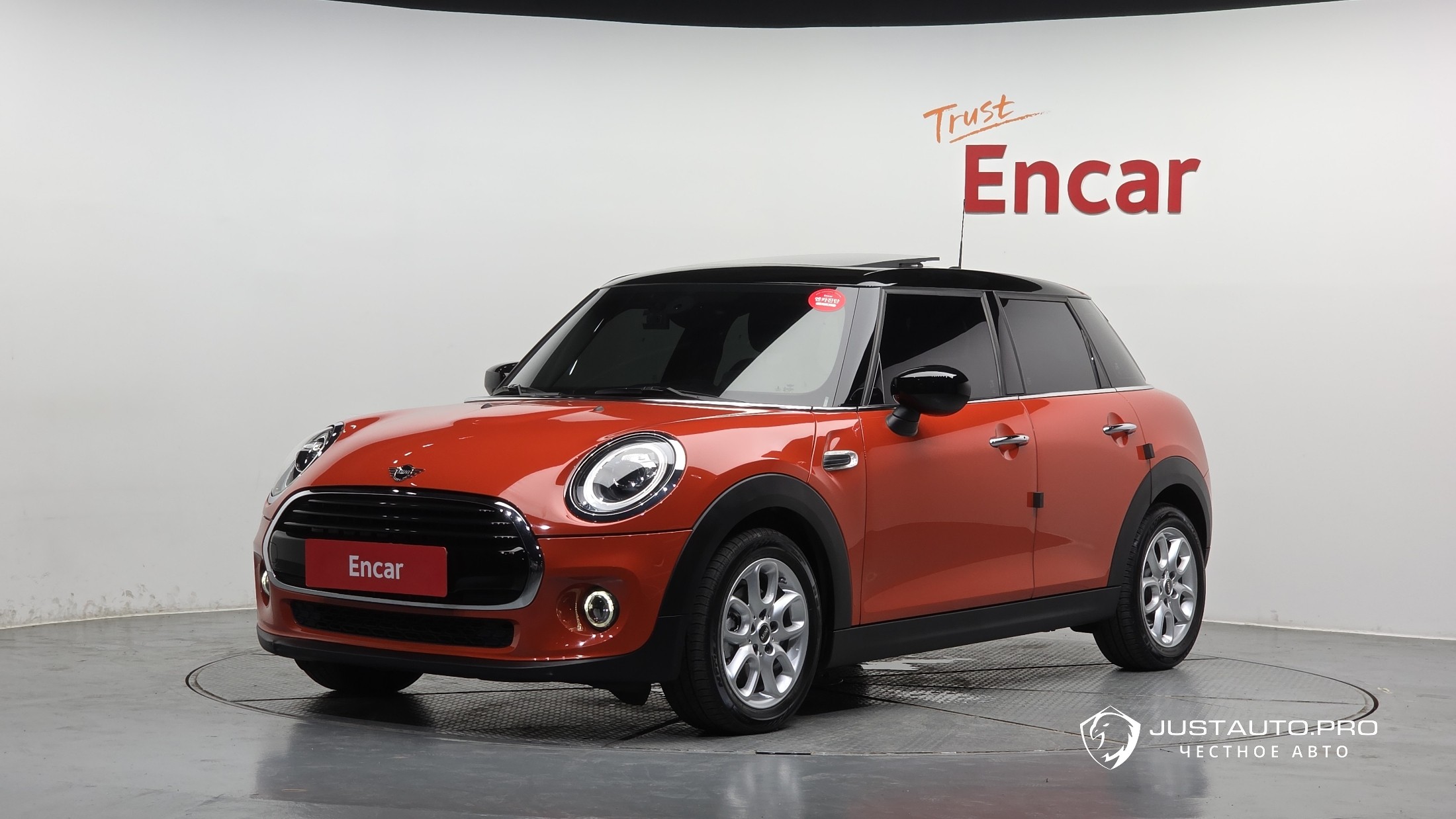 Автомобиль Mini Cooper