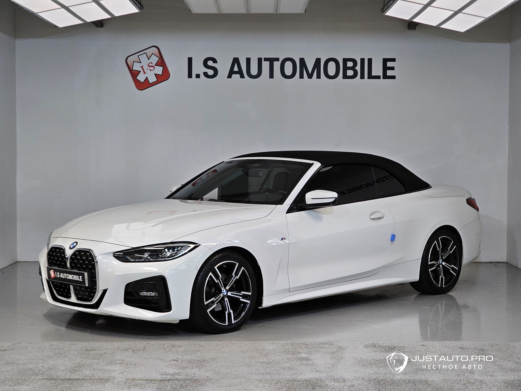 Автомобиль BMW 4-Series