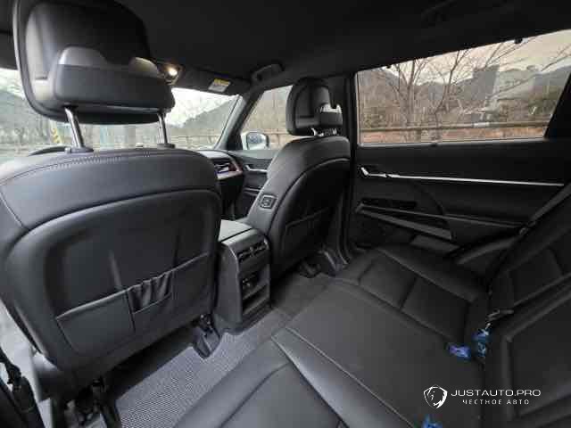 Автомобиль KG_Mobility_Ssangyong Torres