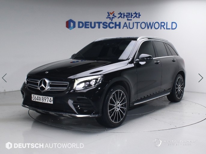 Автомобиль Mercedes-Benz GLC-Class