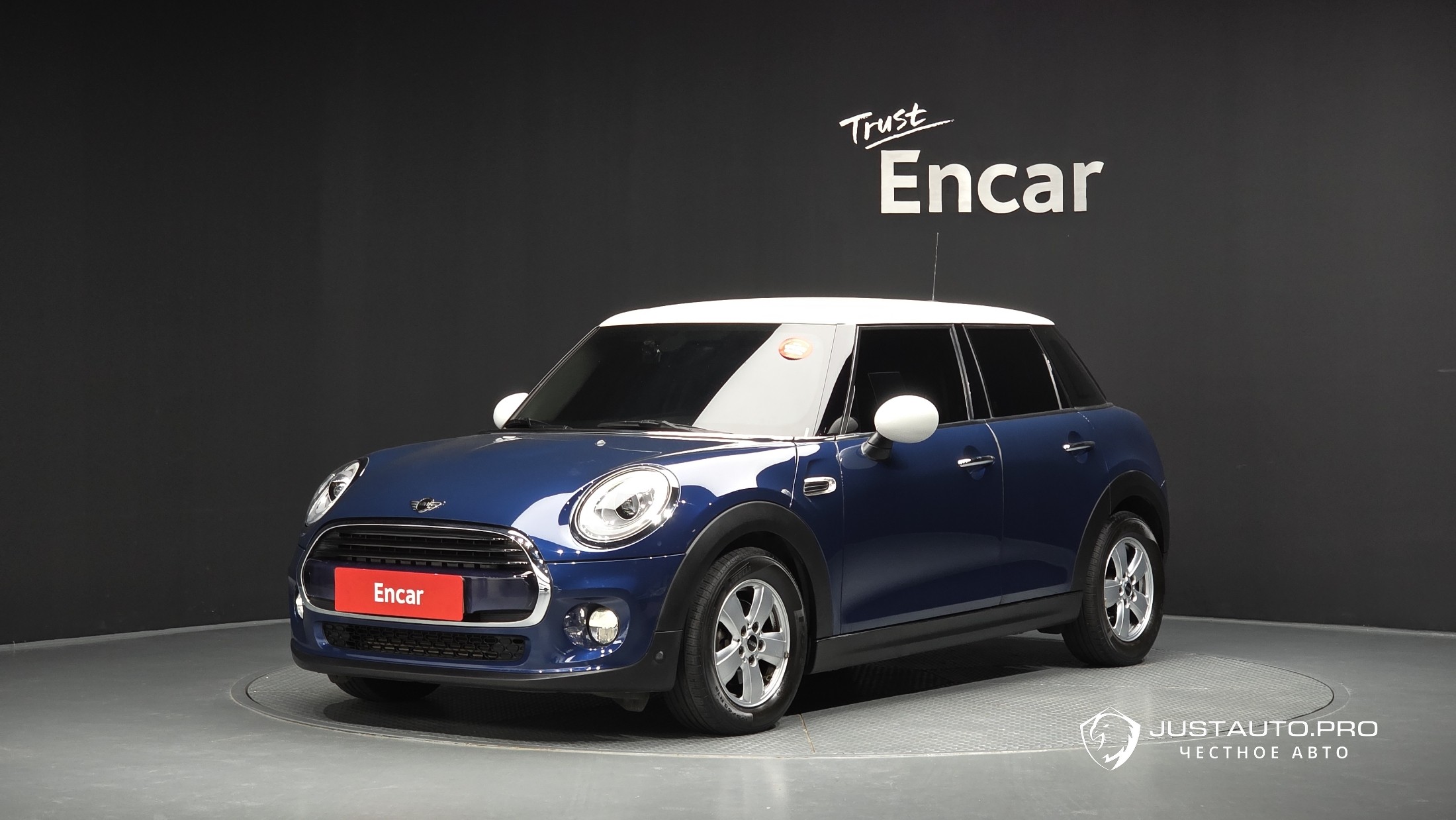 Автомобиль Mini Cooper