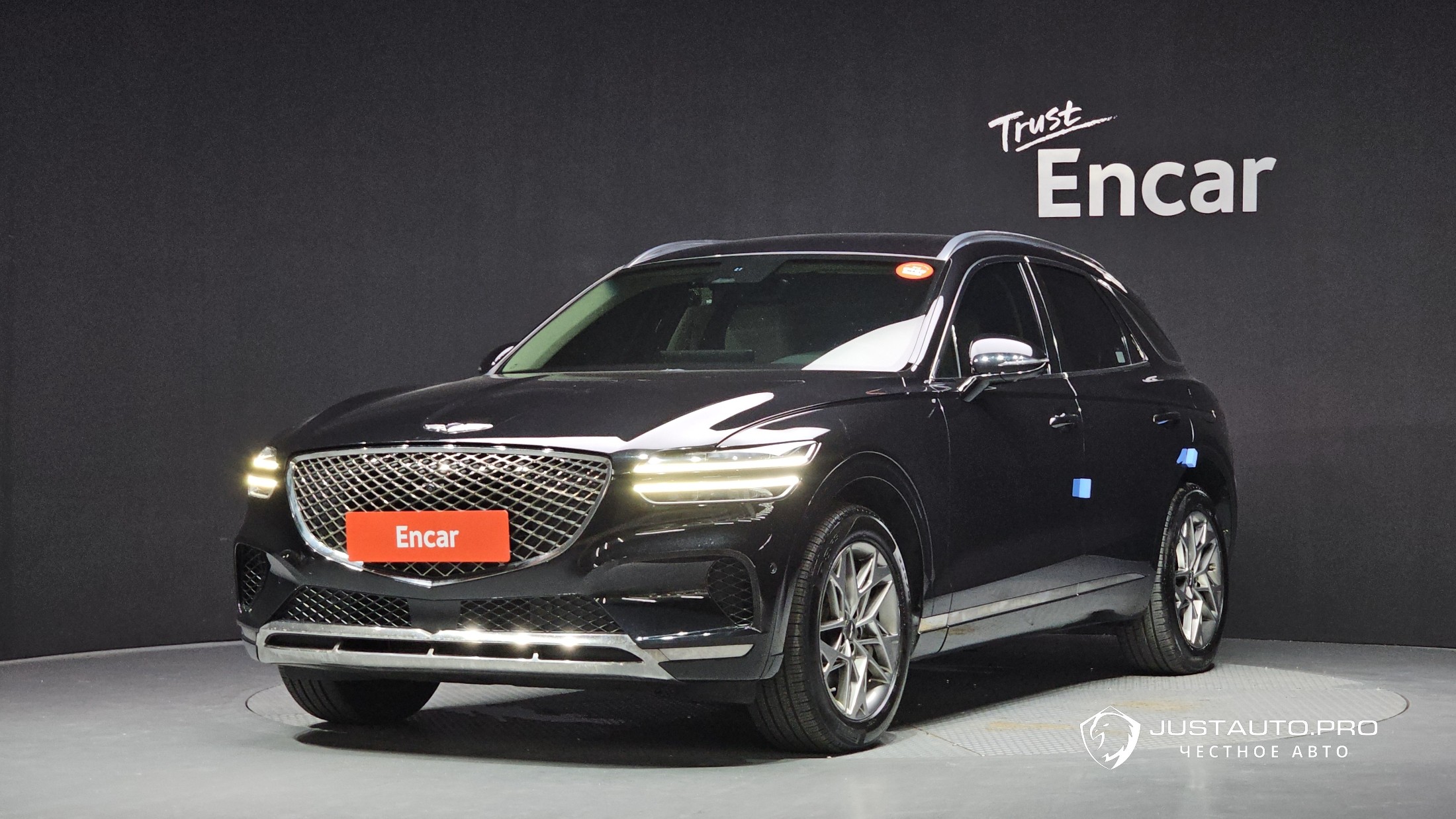 Автомобиль Genesis GV70