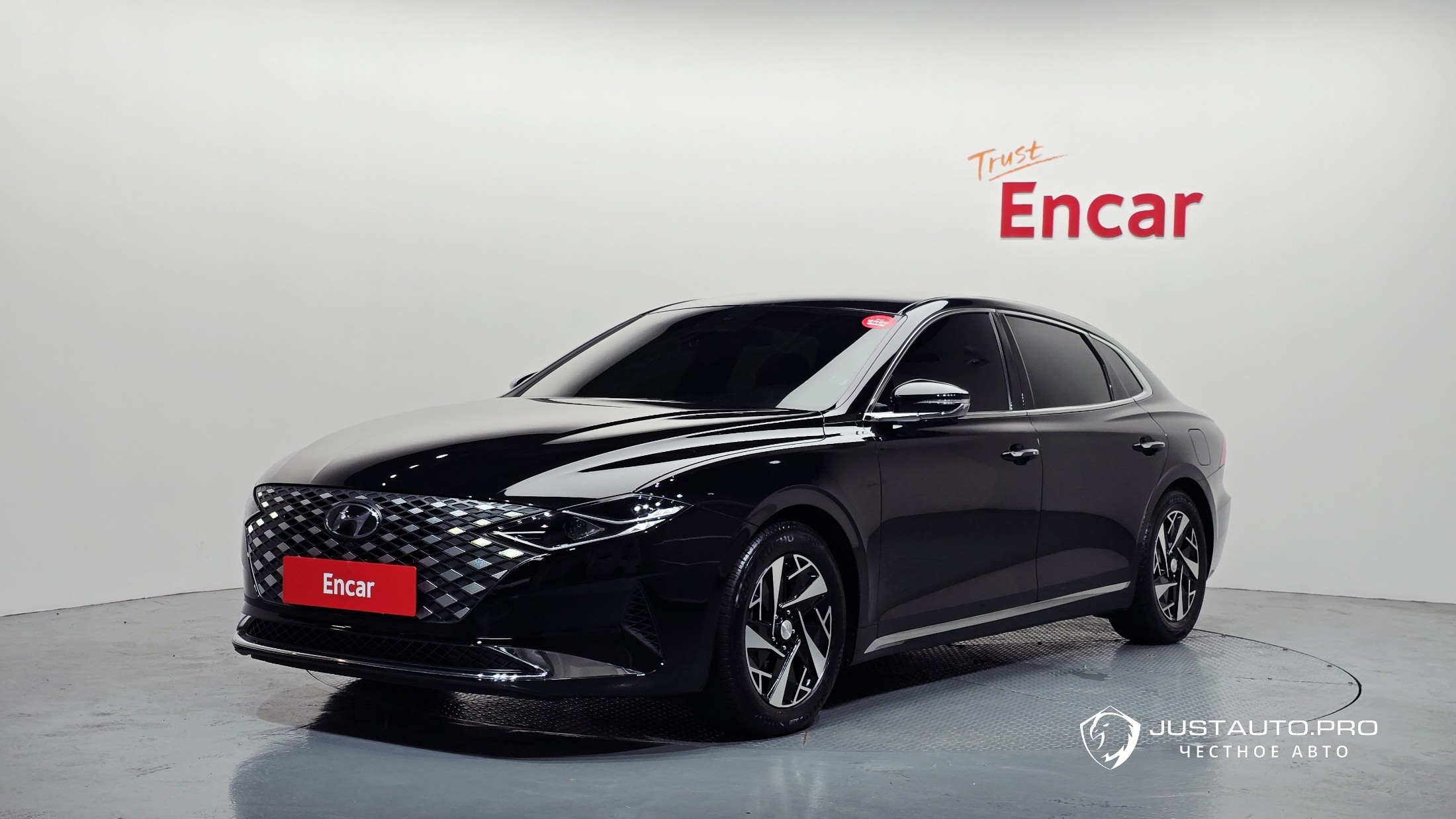 Автомобиль Hyundai Grandeur