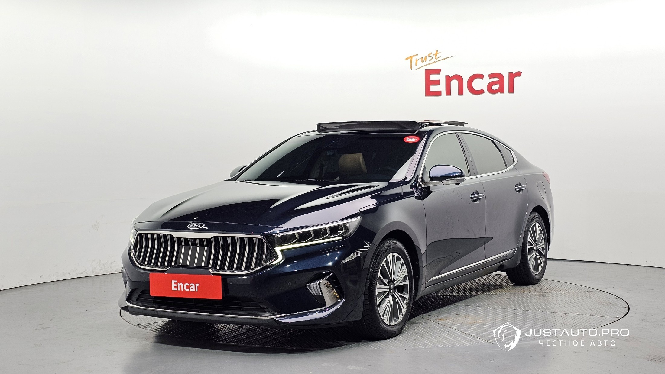 Автомобиль Kia K7