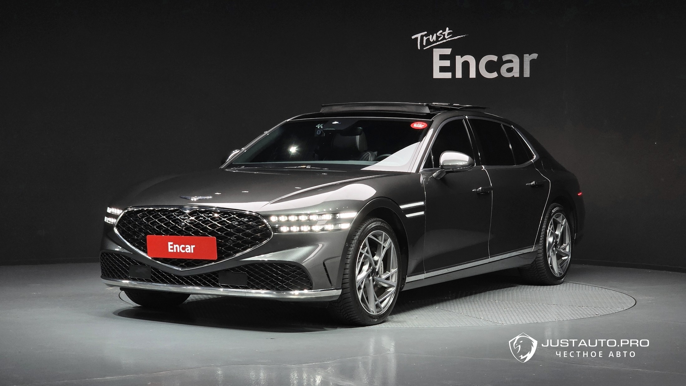 Автомобиль Genesis G90