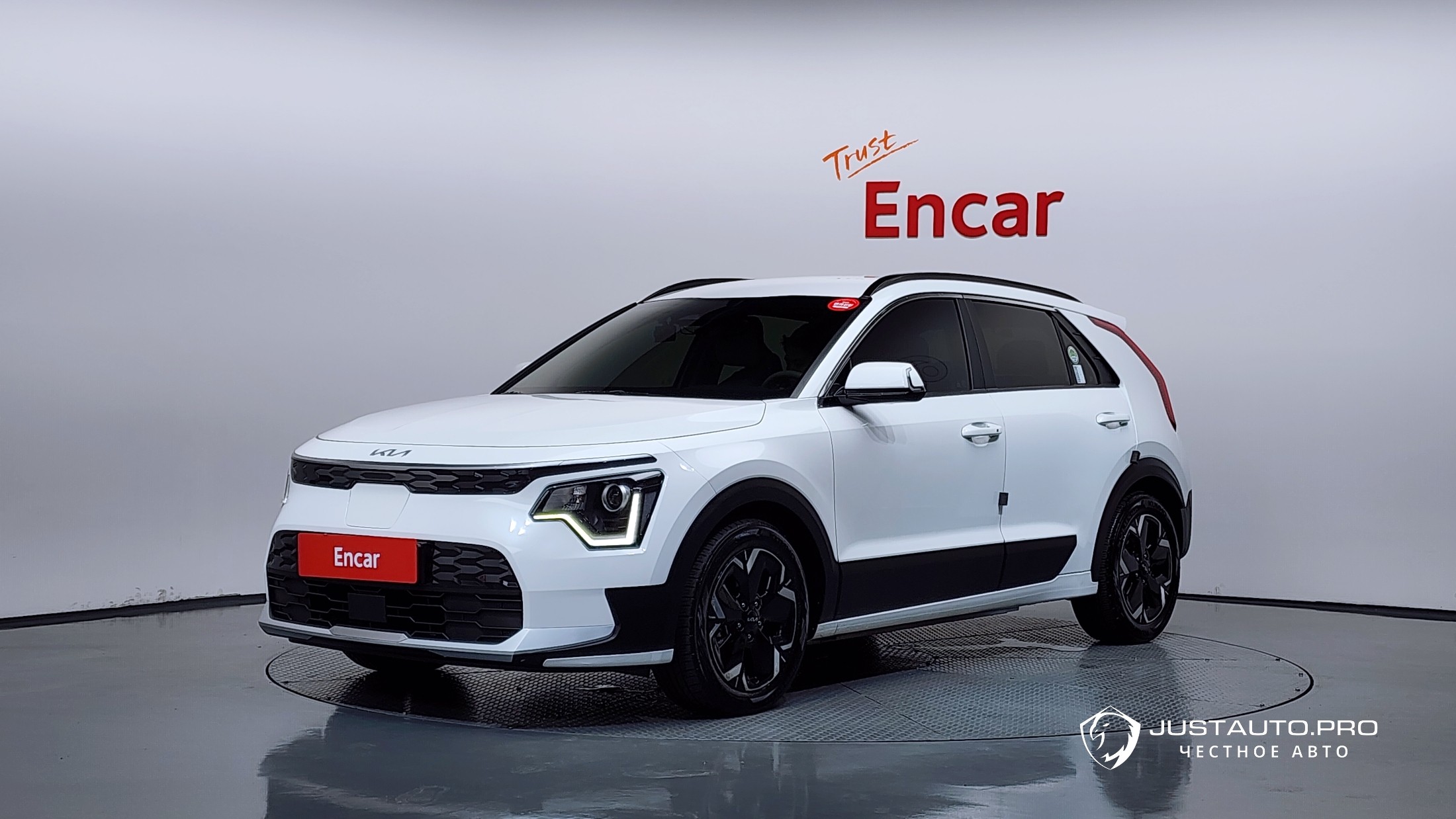 Автомобиль Kia Niro