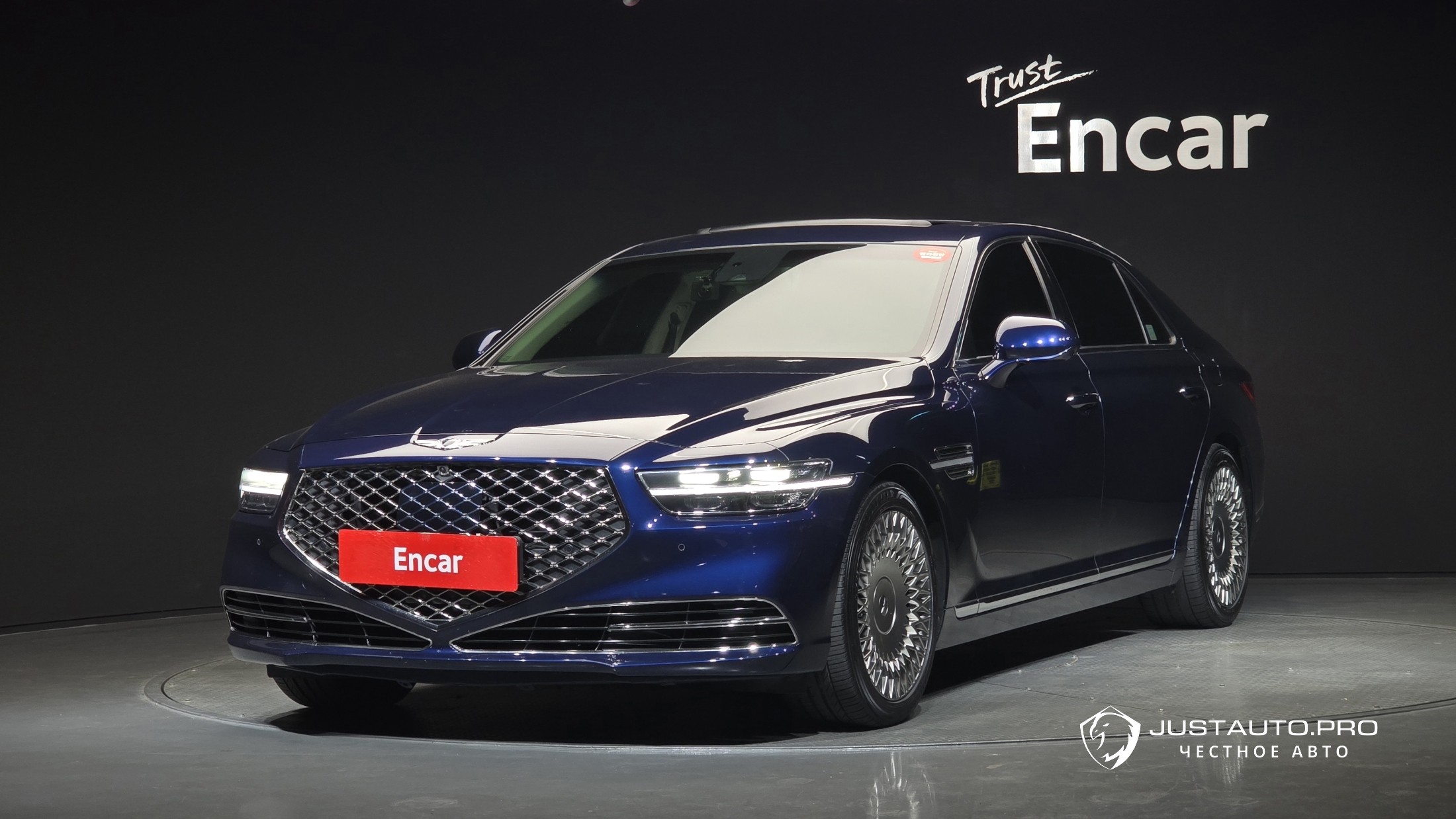 Автомобиль Genesis G90