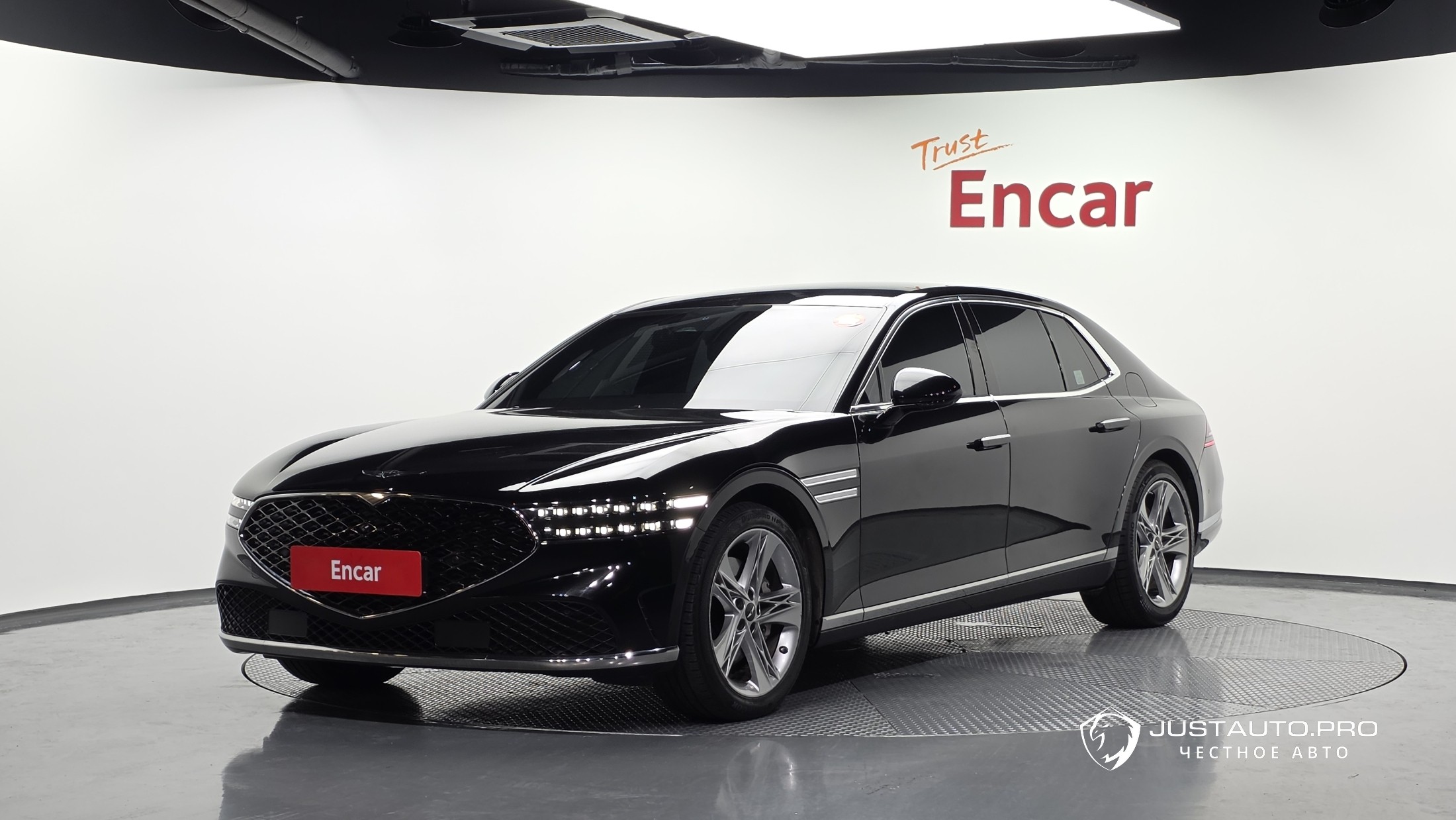 Автомобиль Genesis G90