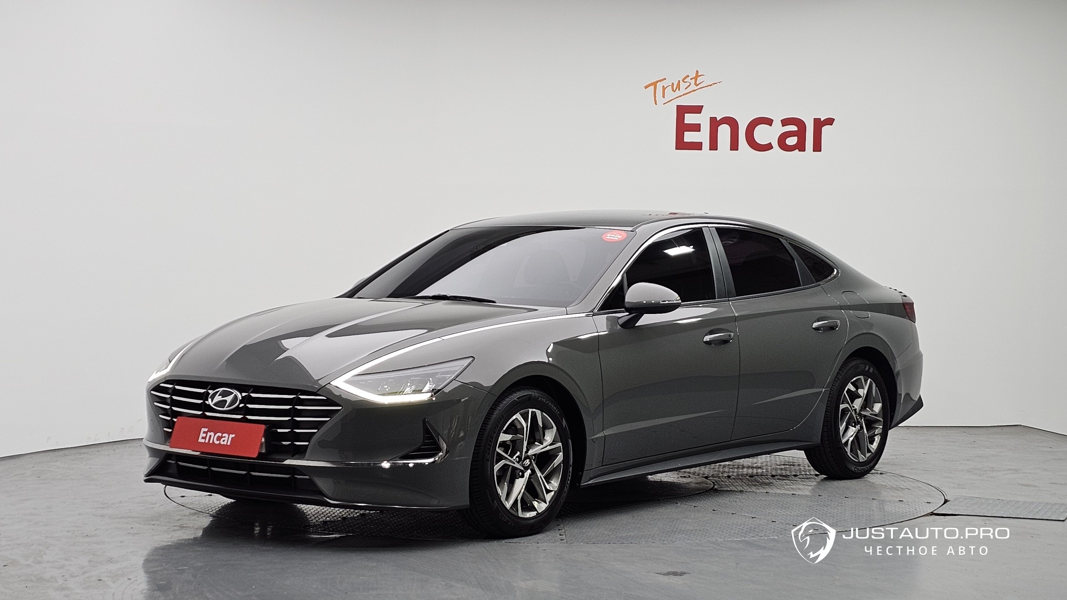 Автомобиль Hyundai Sonata