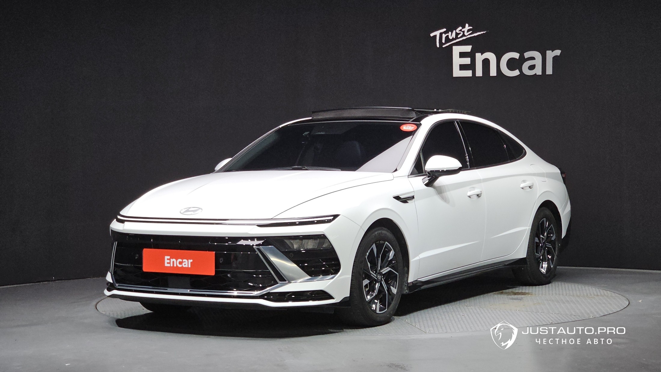 Автомобиль Hyundai Sonata