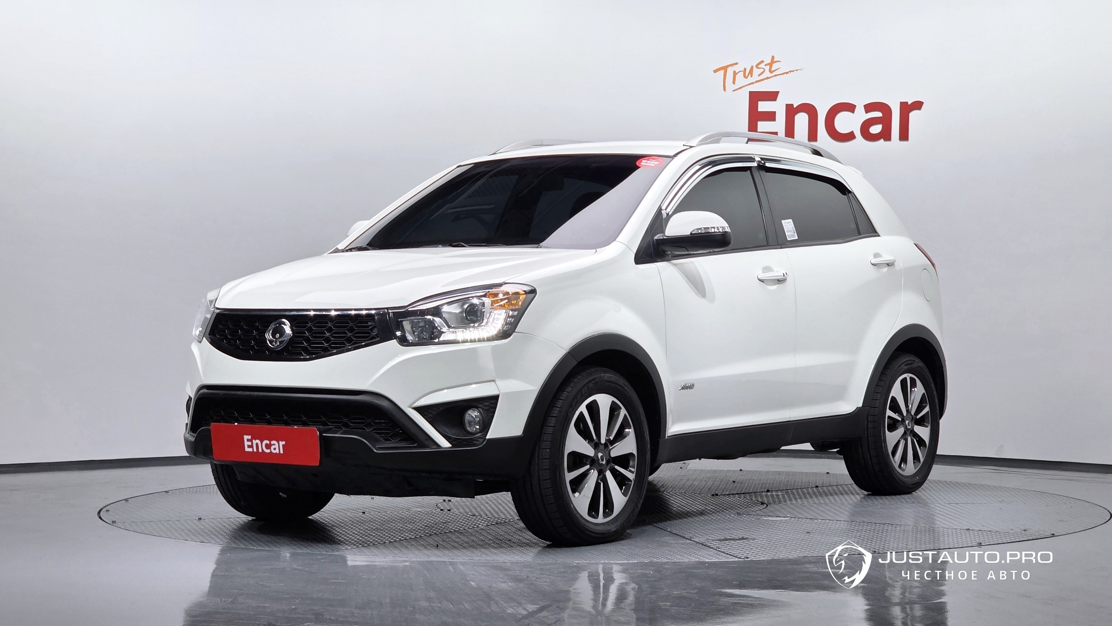 Автомобиль KG_Mobility_Ssangyong KORANDO