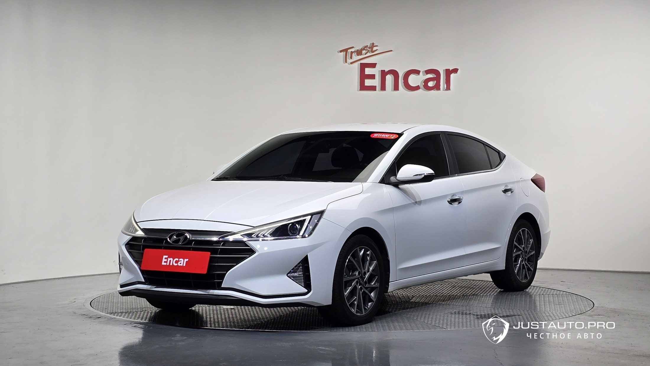 Автомобиль Hyundai AVANTE