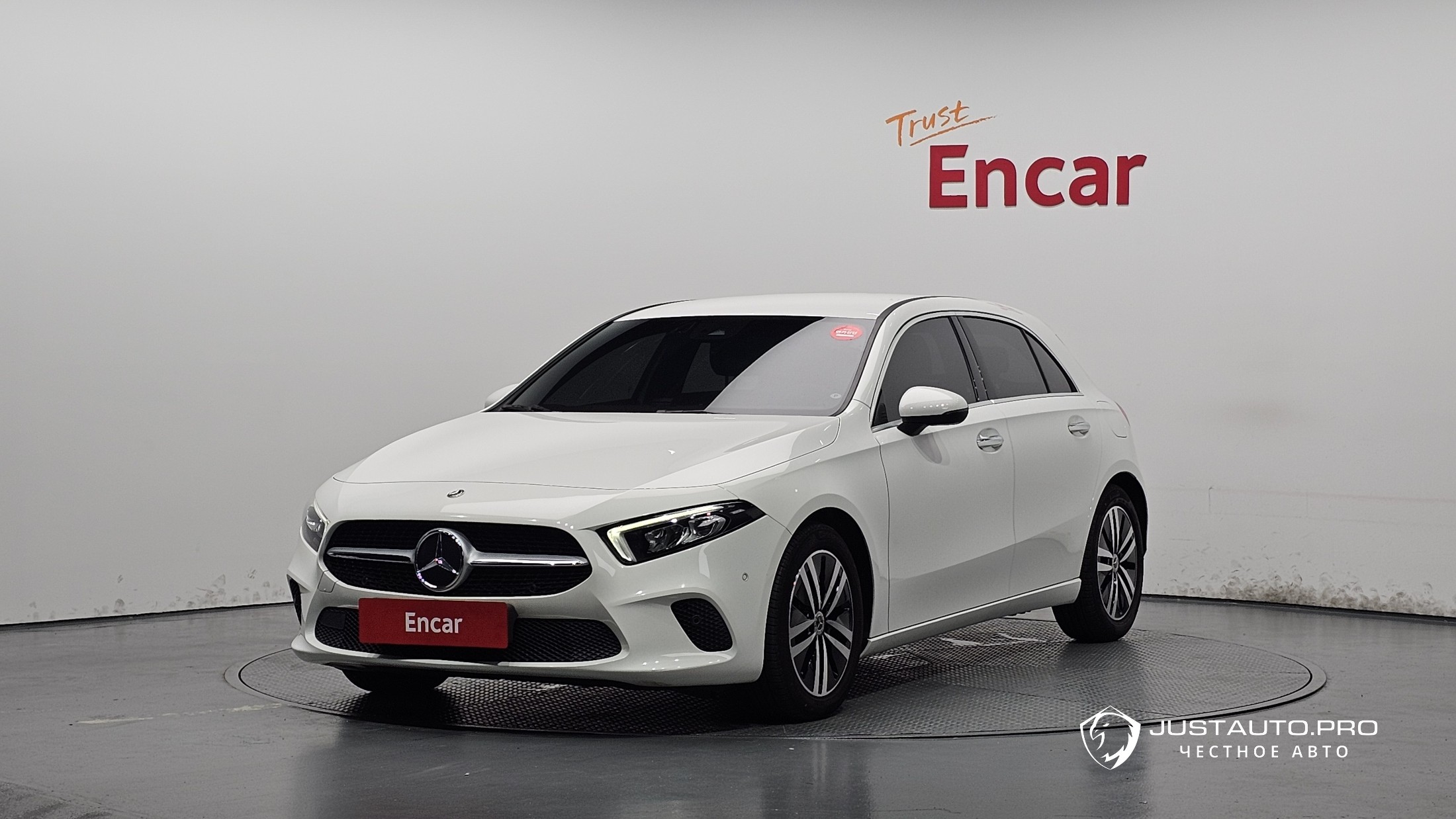 Автомобиль Mercedes-Benz A-Class