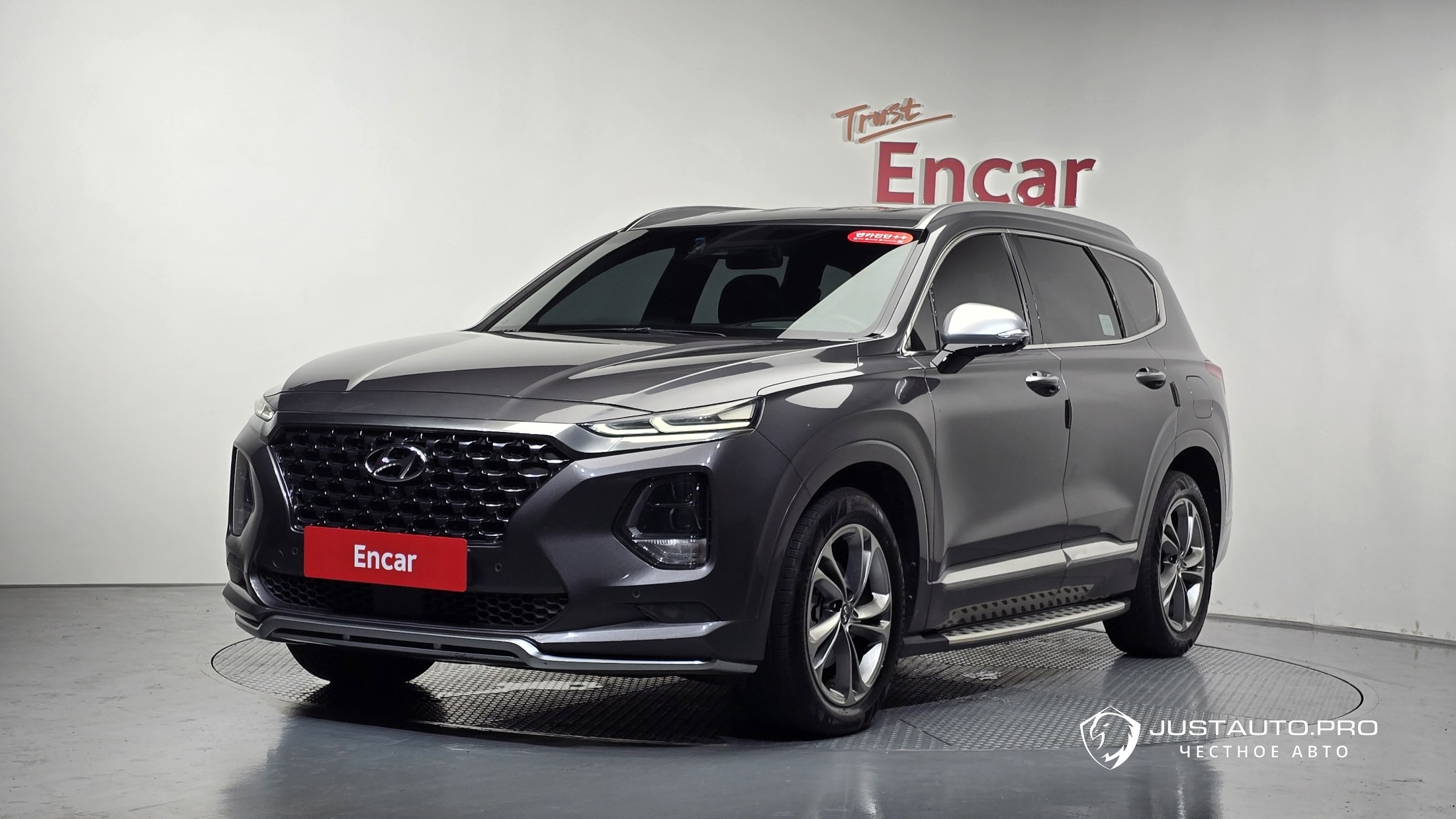 Автомобиль Hyundai Santafe