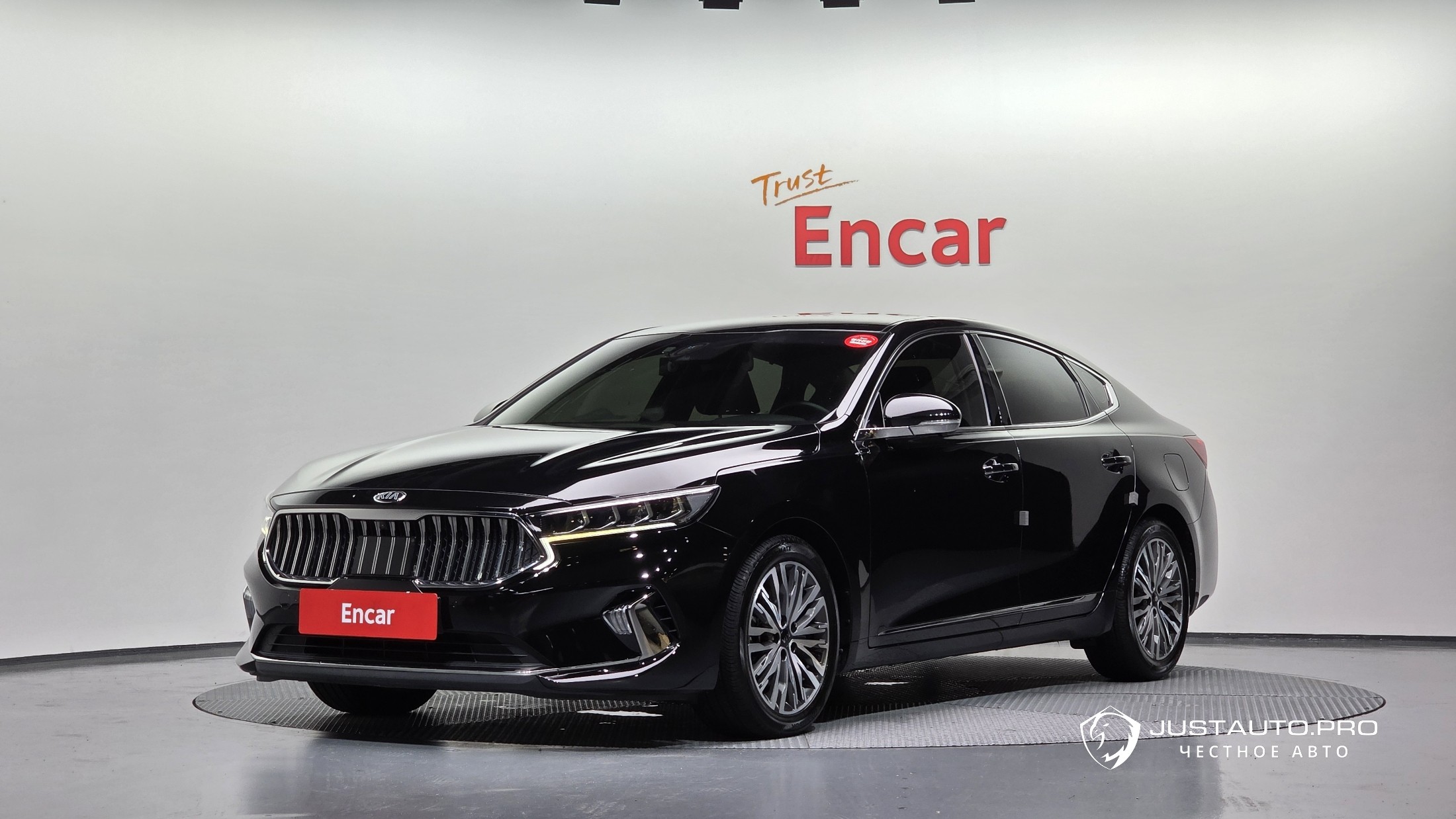 Автомобиль Kia K7