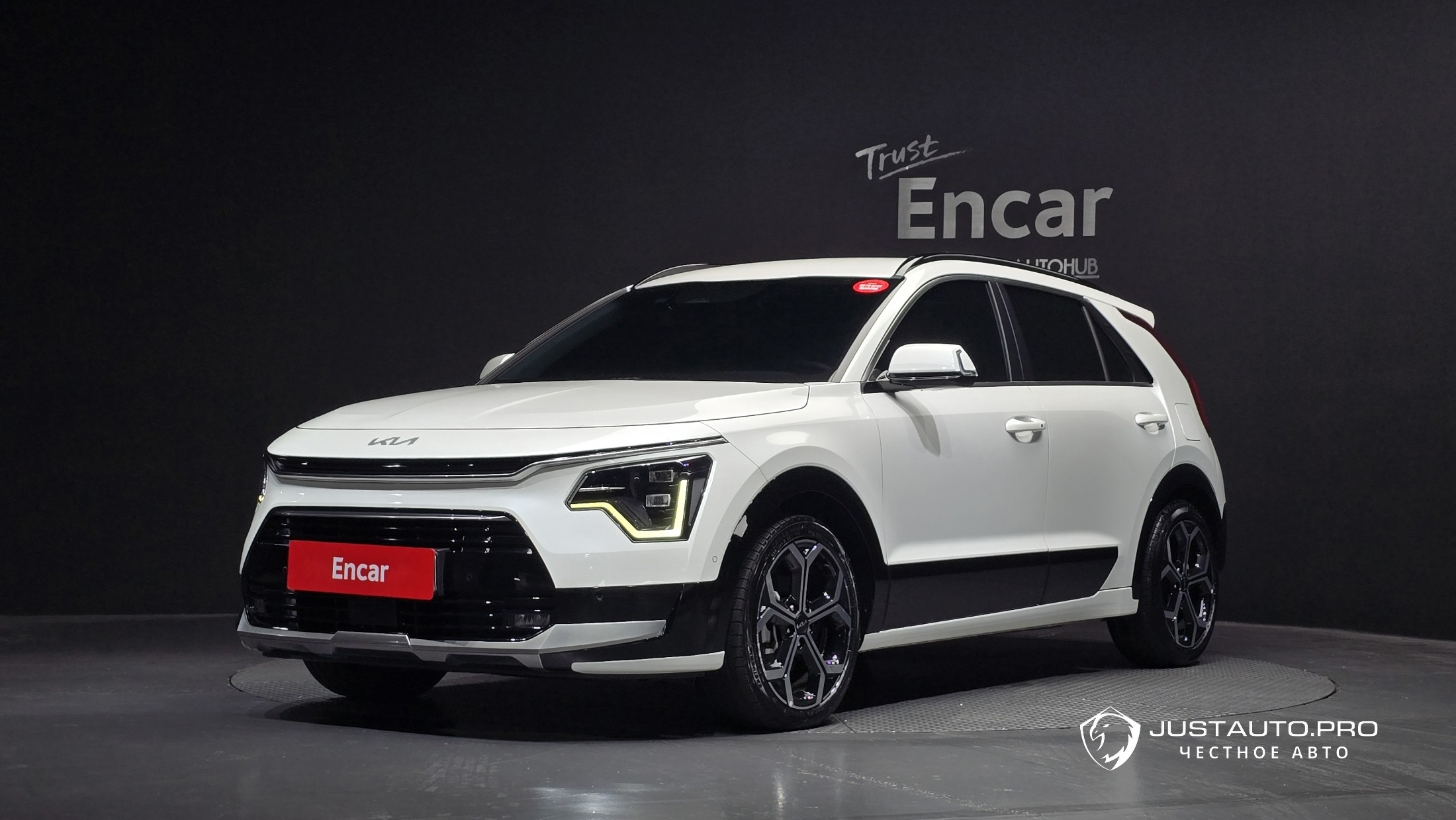 Автомобиль Kia Niro