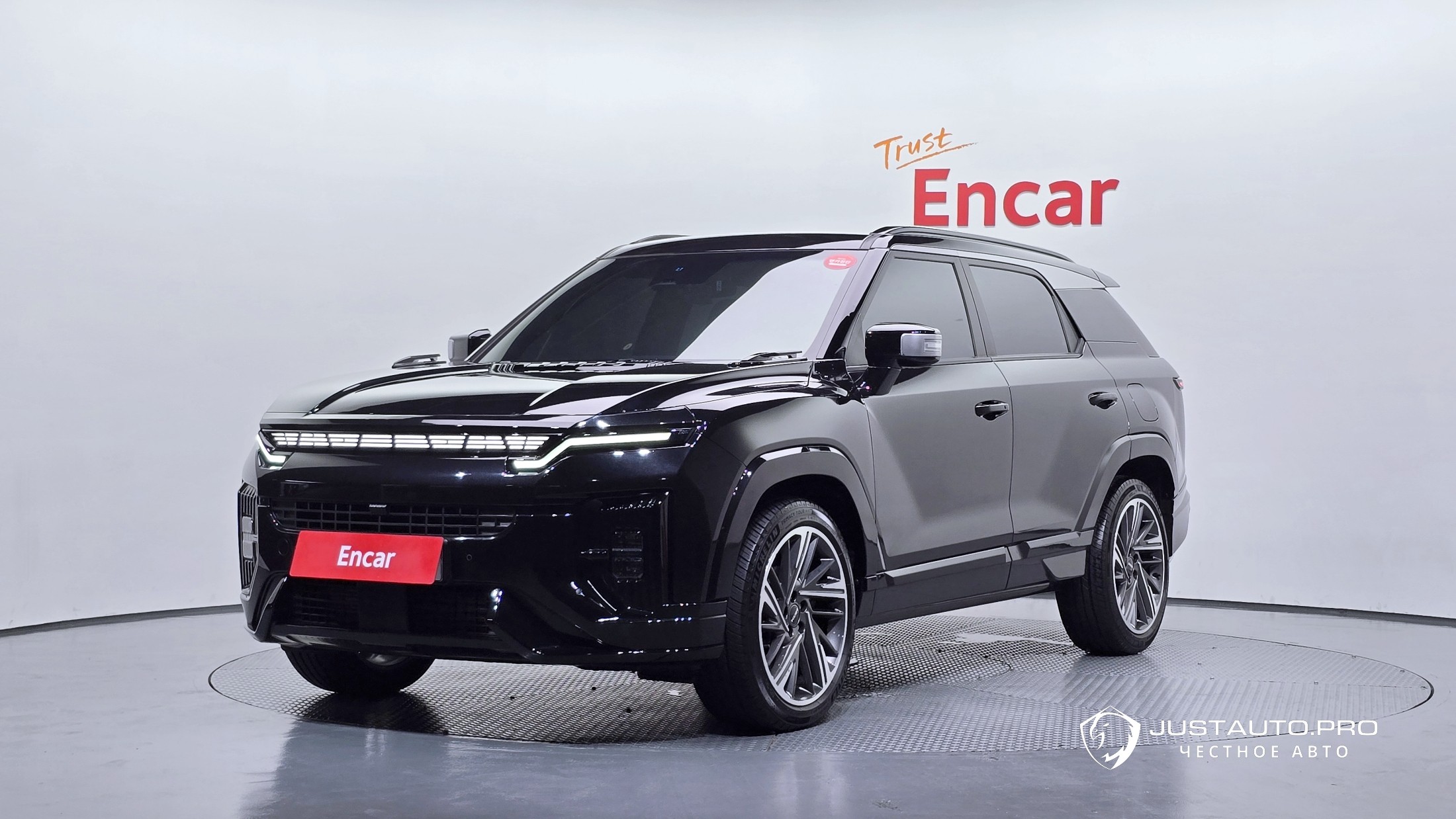 Автомобиль KG_Mobility_Ssangyong Actyon
