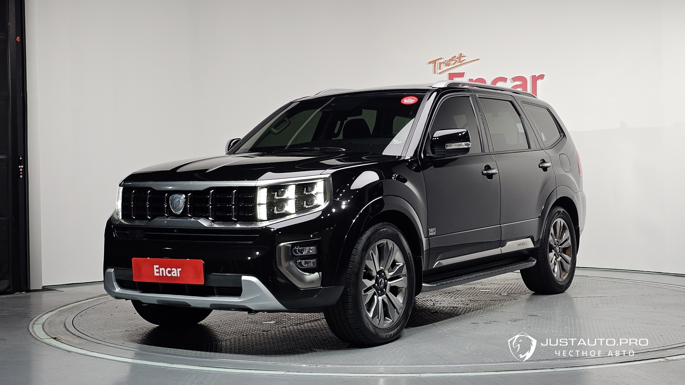 Автомобиль Kia Mohave