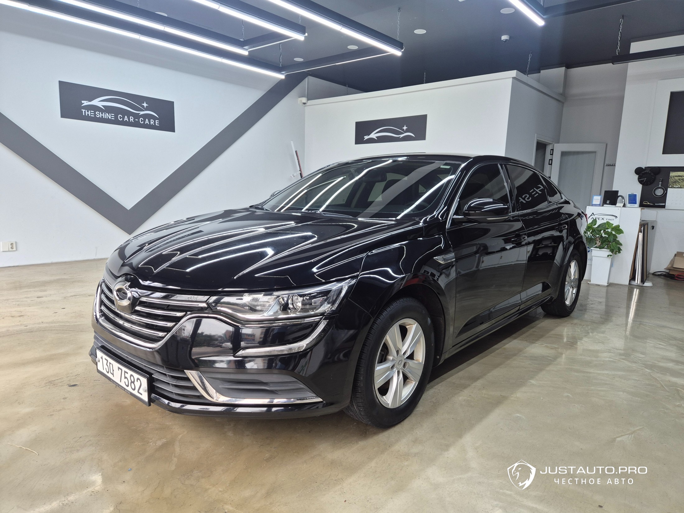 Автомобиль Renault-KoreaSamsung SM6