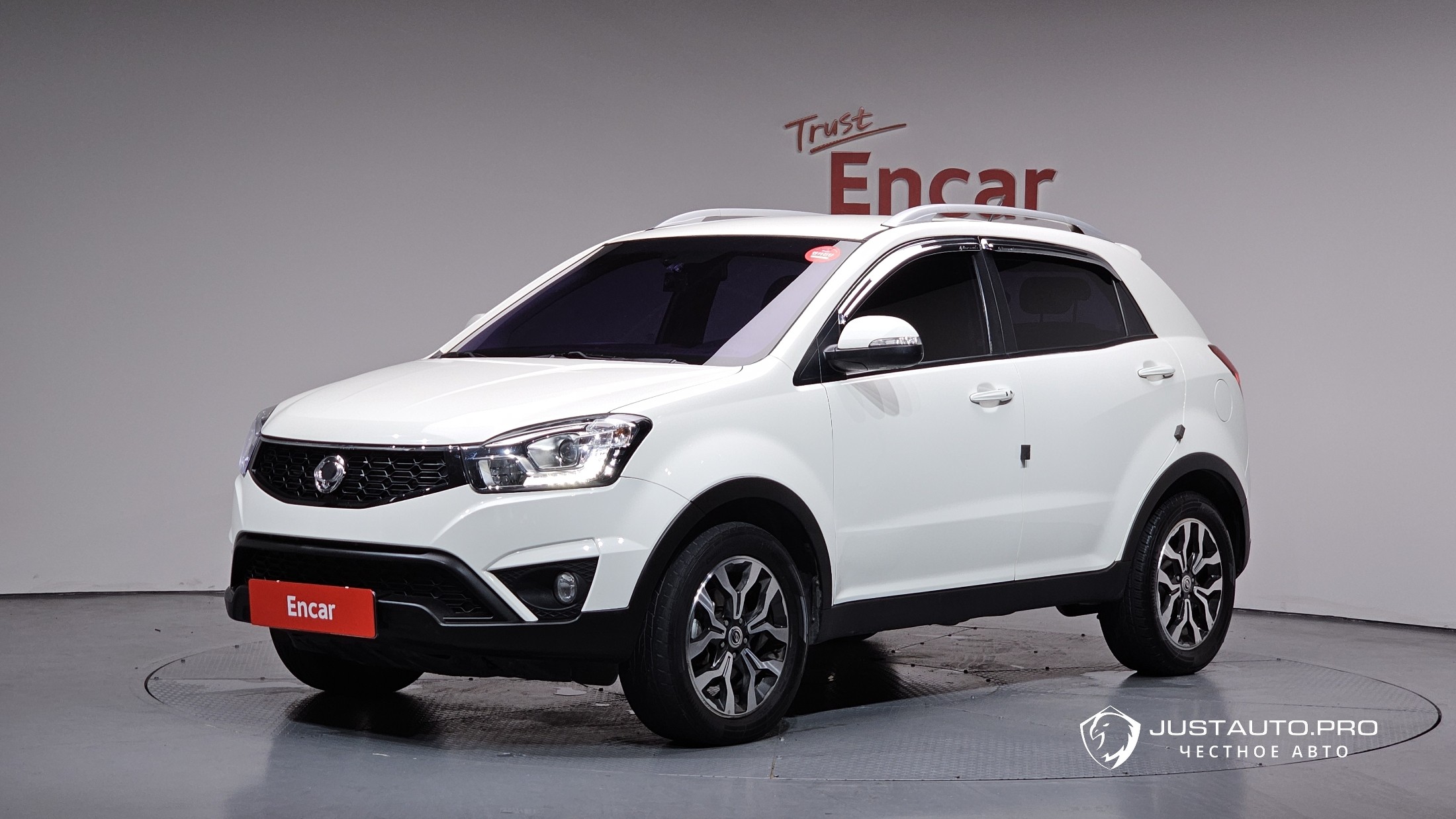 Автомобиль KG_Mobility_Ssangyong KORANDO