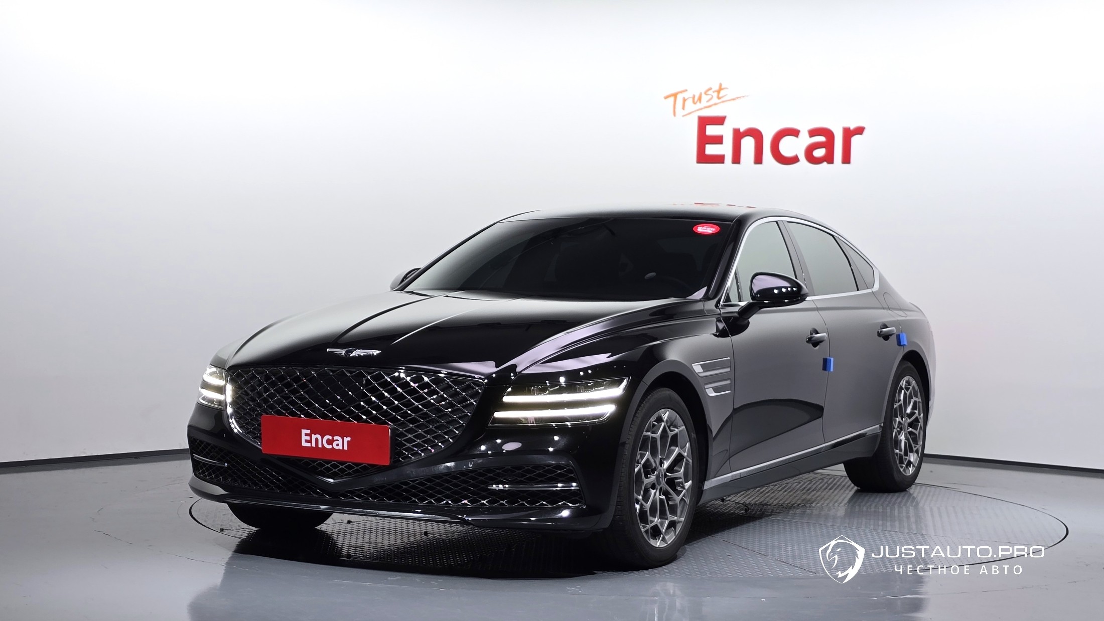 Автомобиль Genesis G80