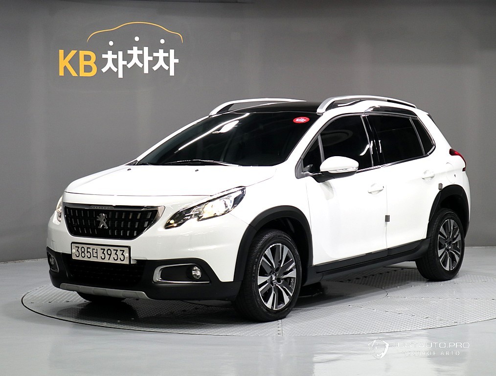 Автомобиль Peugeot 2008