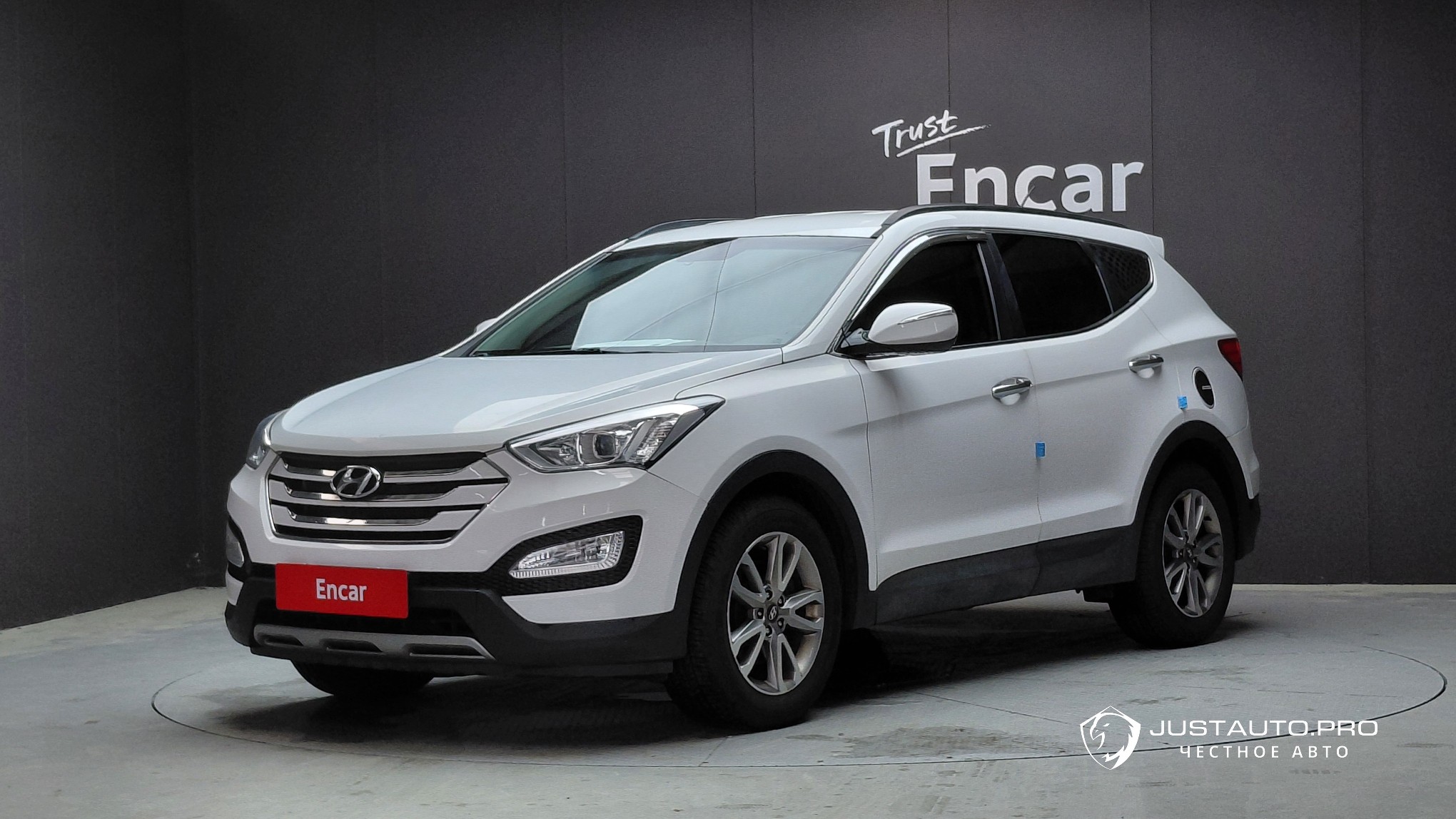 Автомобиль Hyundai Santafe