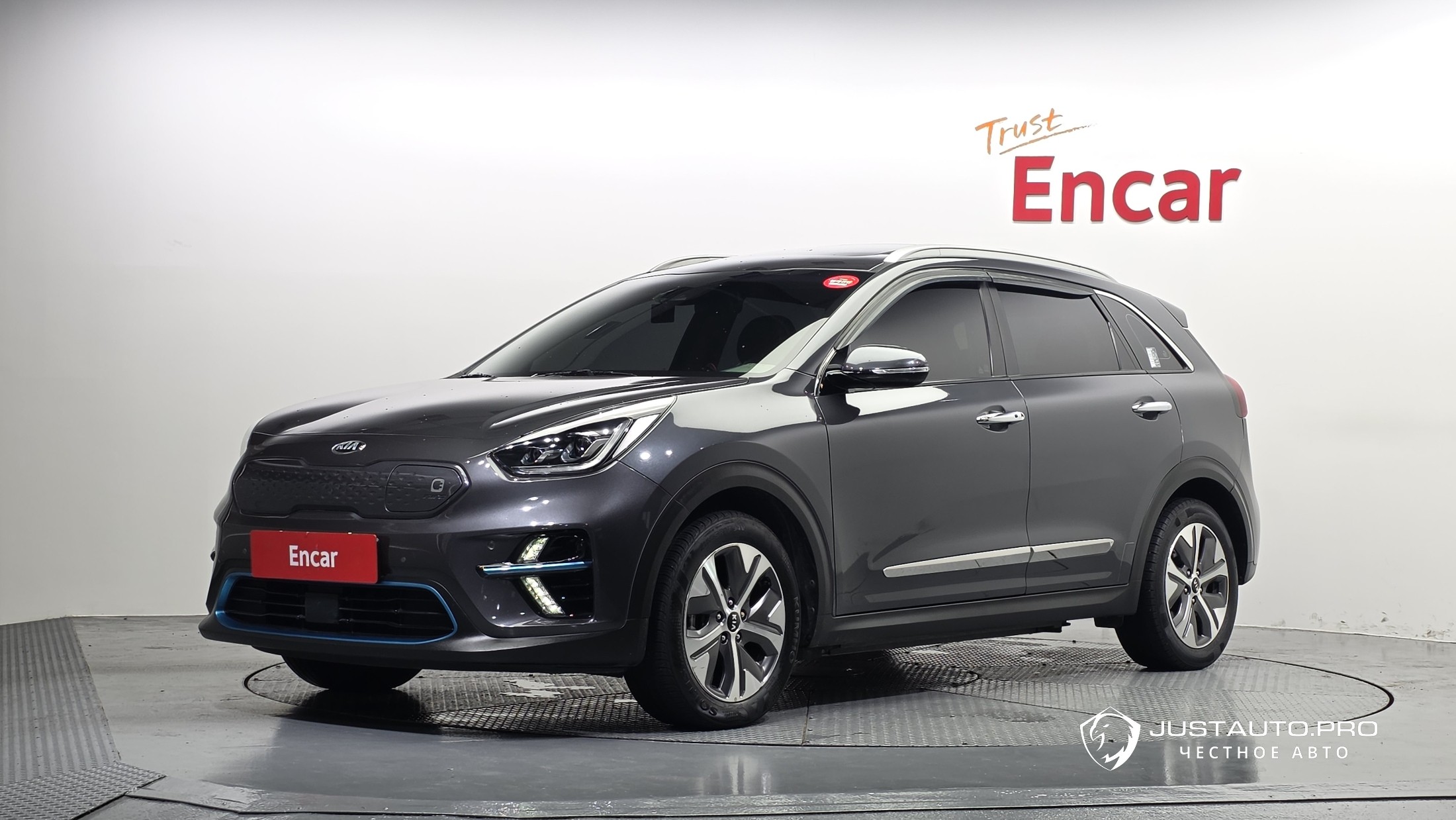 Автомобиль Kia Niro