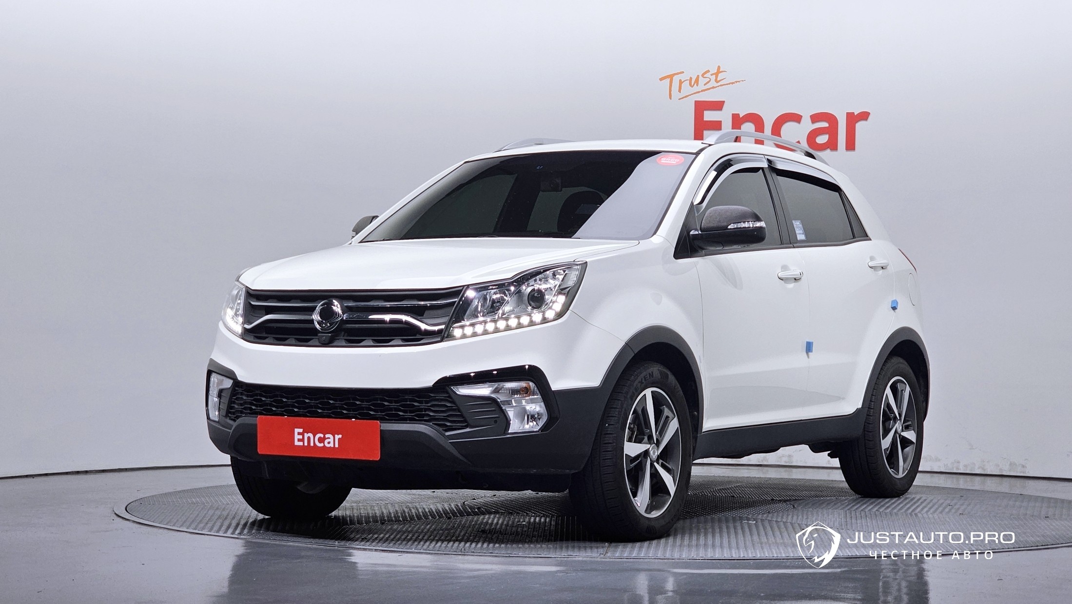 Автомобиль KG_Mobility_Ssangyong KORANDO