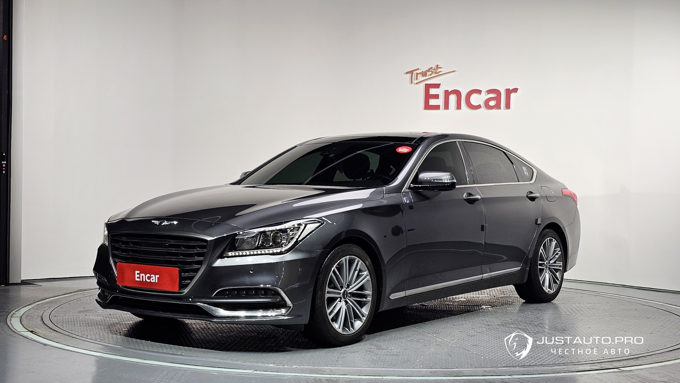Автомобиль Genesis G80