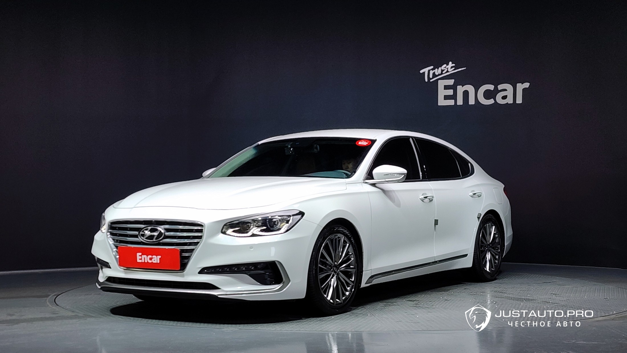 Автомобиль Hyundai Grandeur