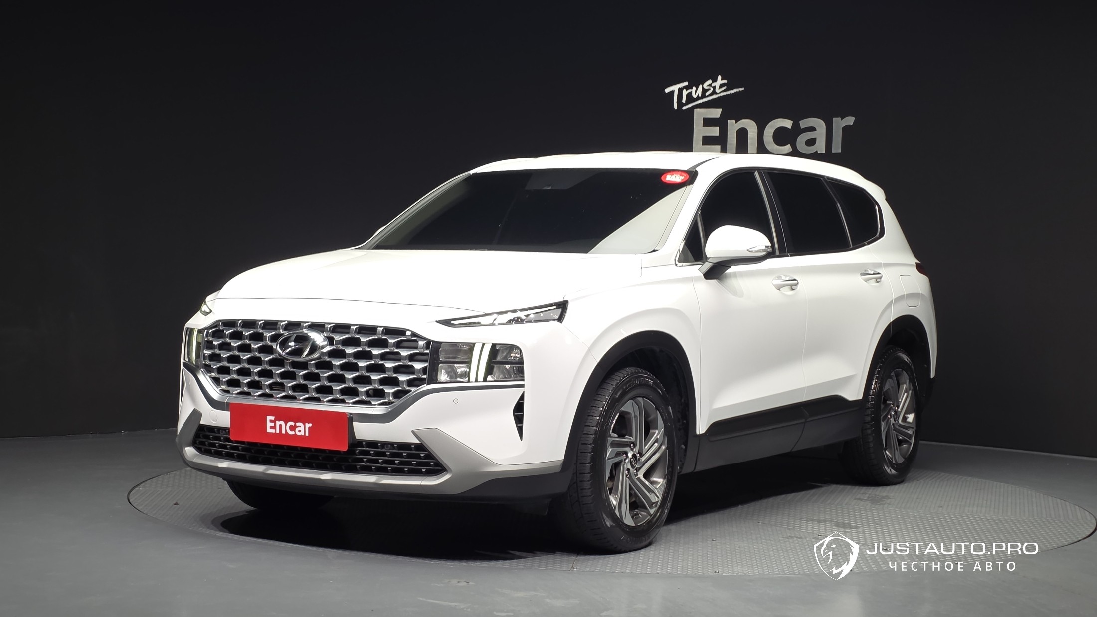 Автомобиль Hyundai Santafe