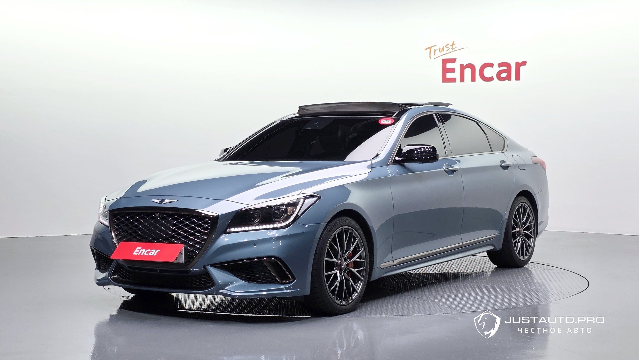 Автомобиль Genesis G80