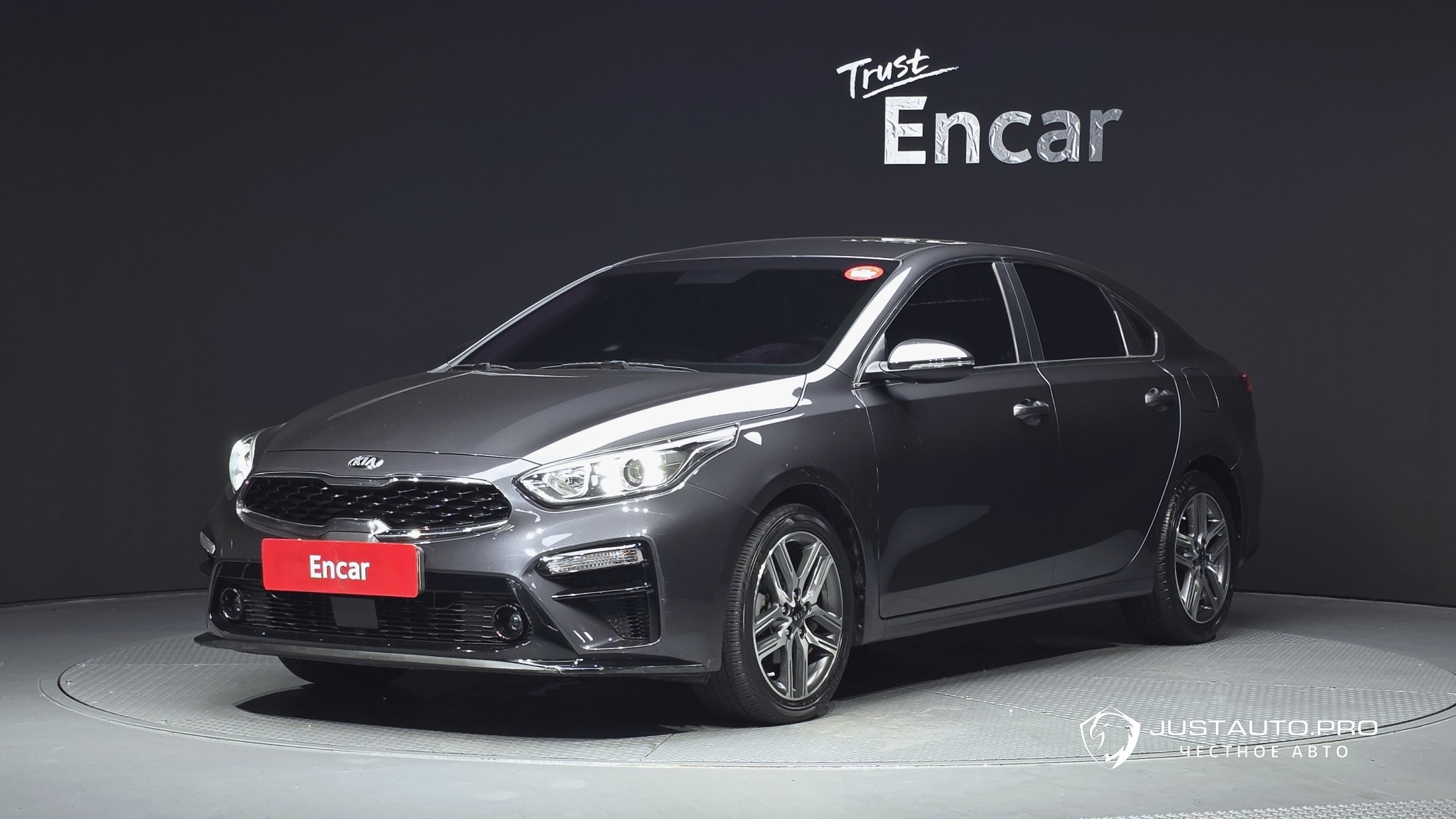 Автомобиль Kia K3