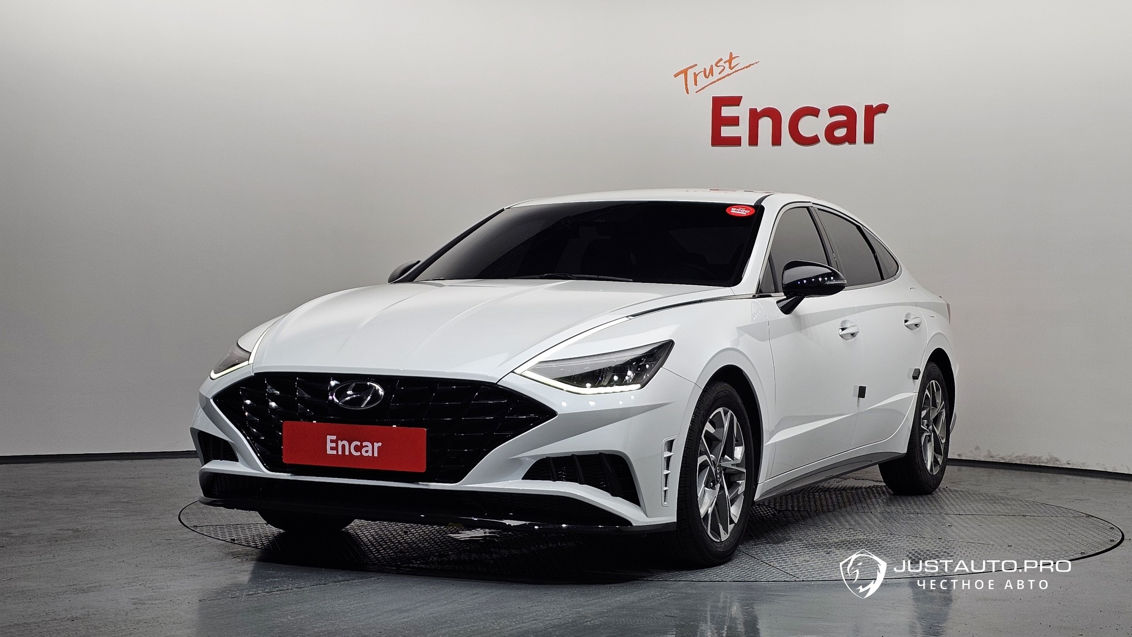 Автомобиль Hyundai Sonata