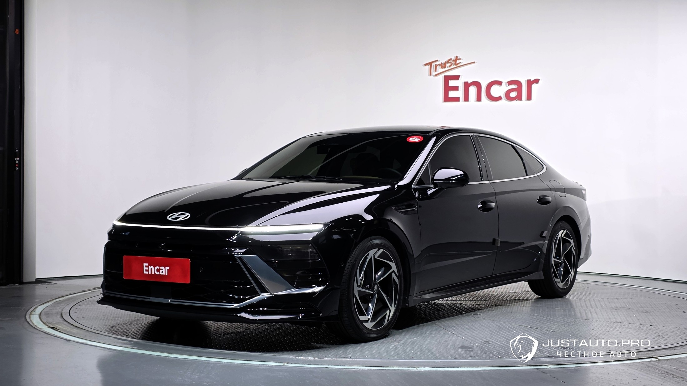 Автомобиль Hyundai Sonata