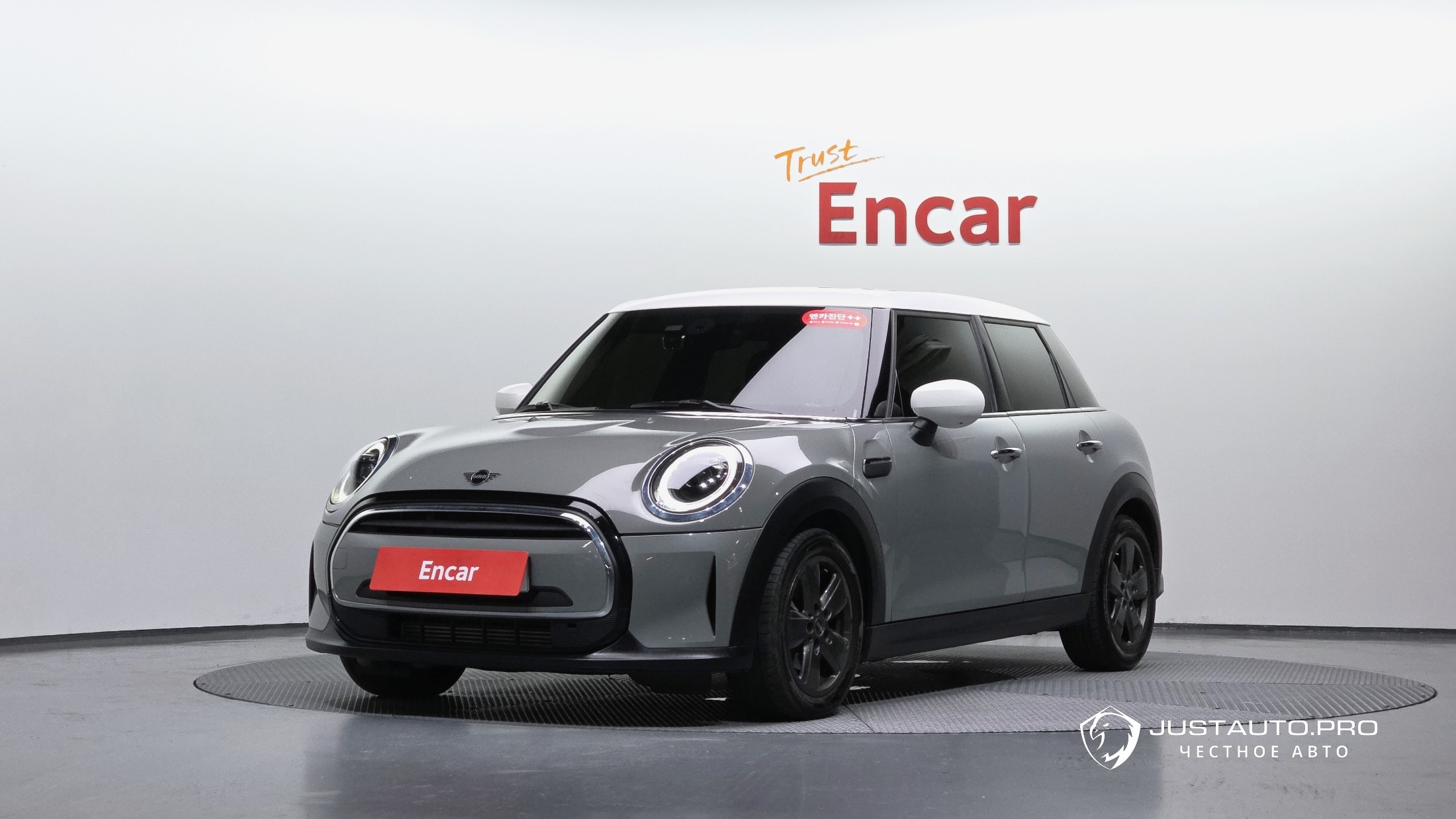 Автомобиль Mini Cooper