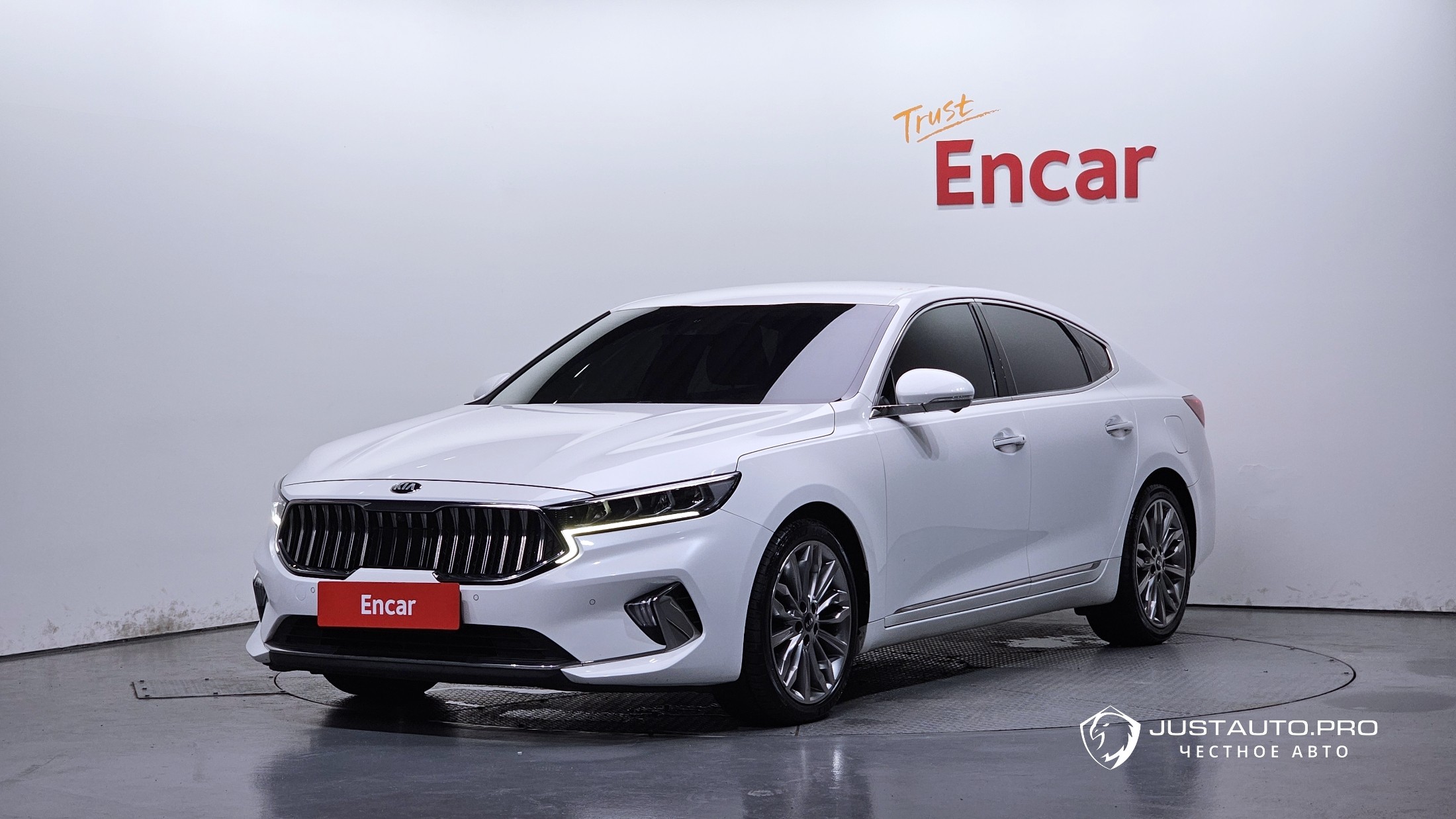Автомобиль Kia K7