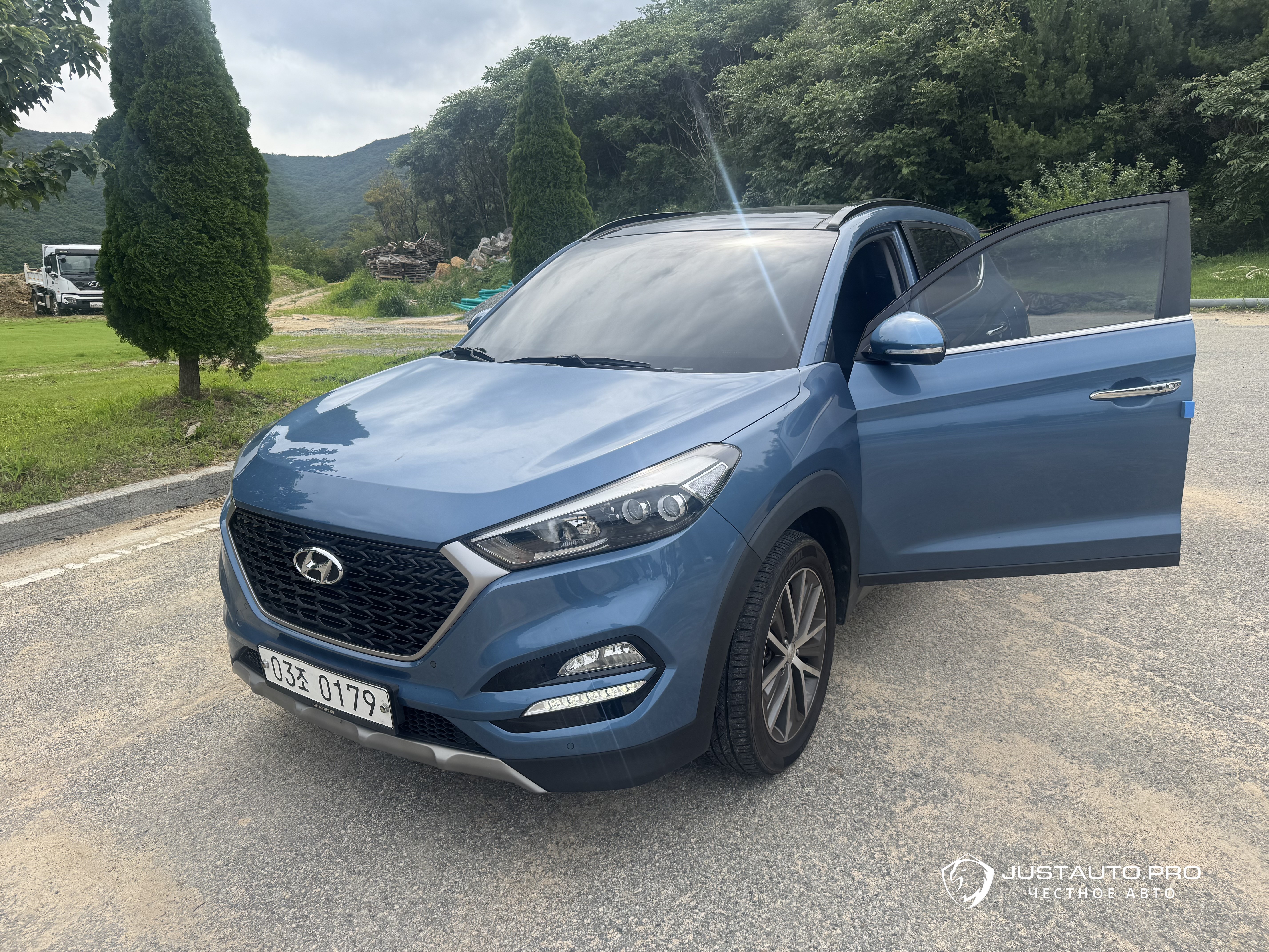 Автомобиль Hyundai Tucson