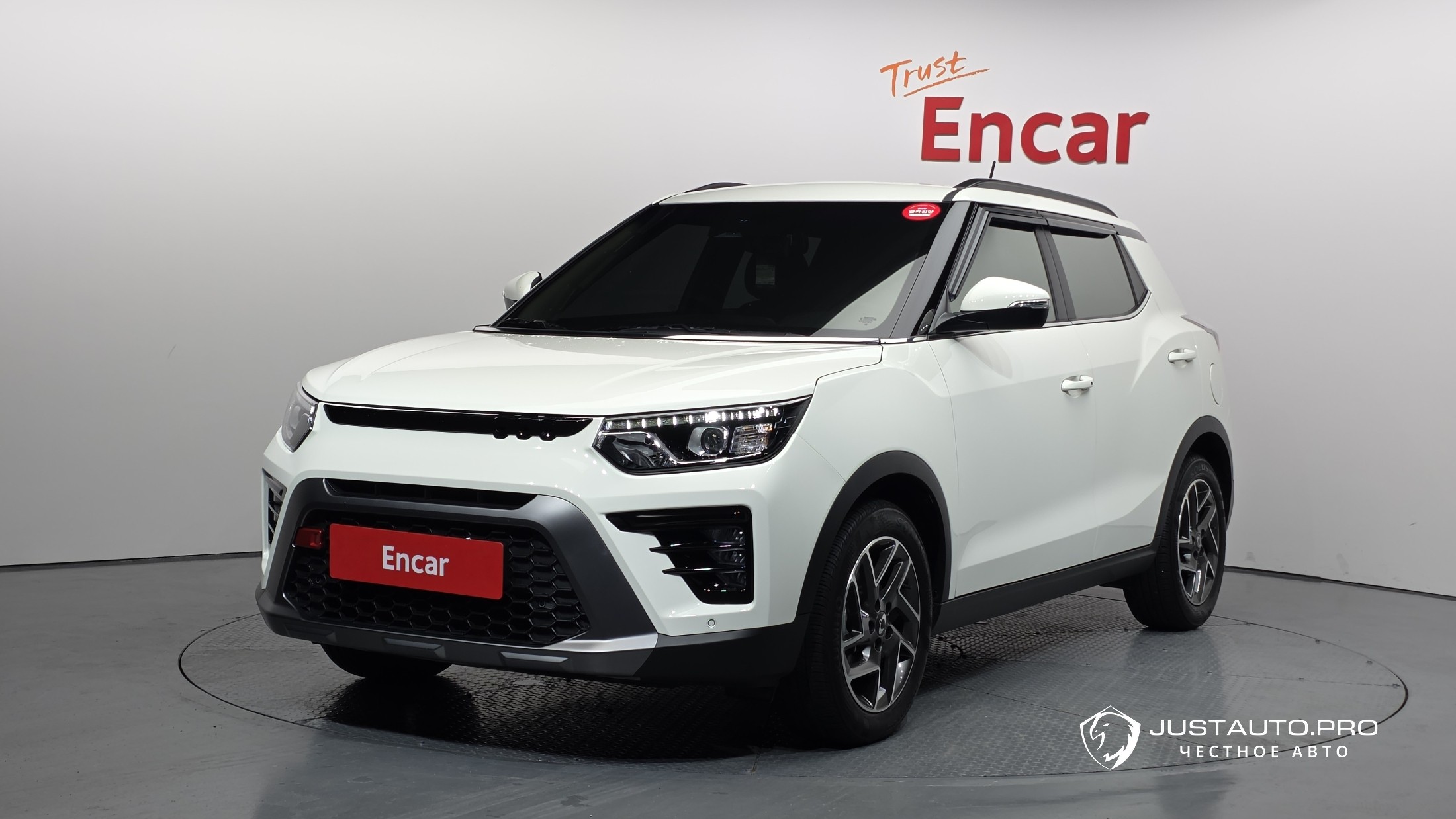 Автомобиль KG_Mobility_Ssangyong TIBOLI