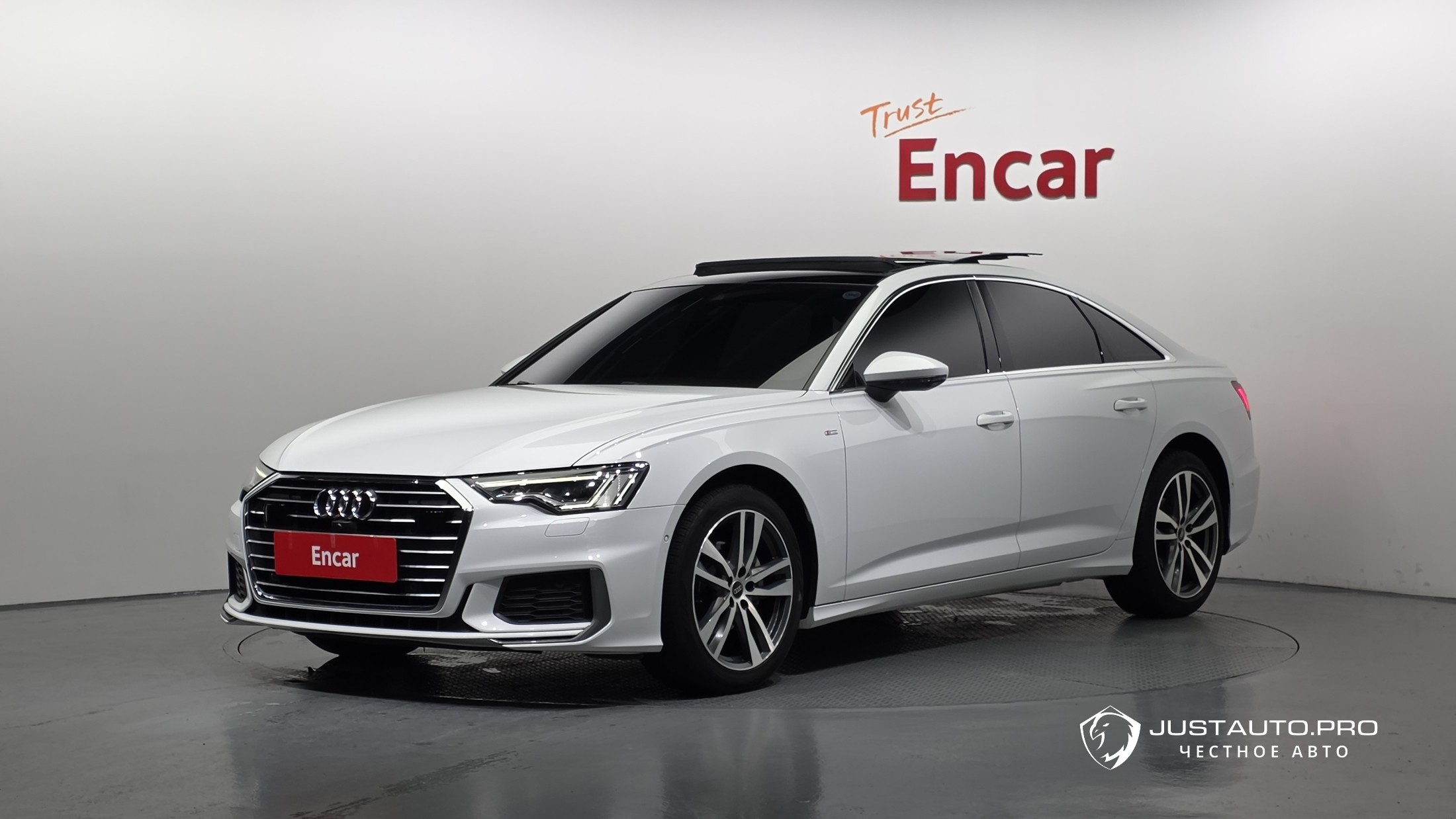 Автомобиль Audi A6