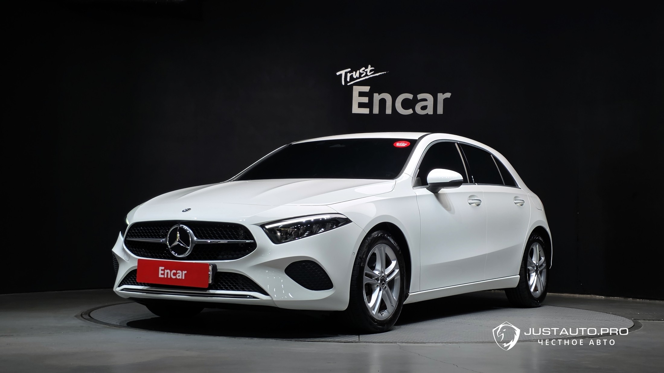 Автомобиль Mercedes-Benz A-Class