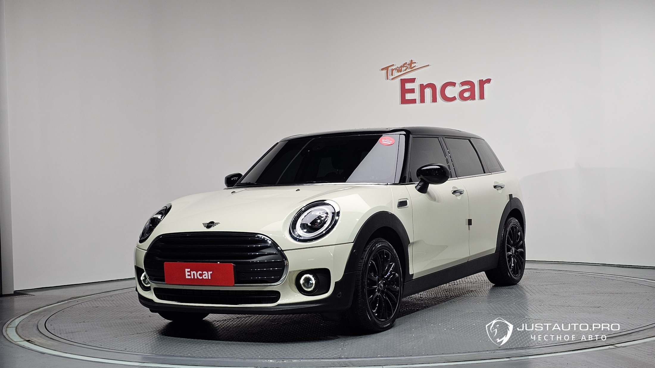 Автомобиль Mini Clubman