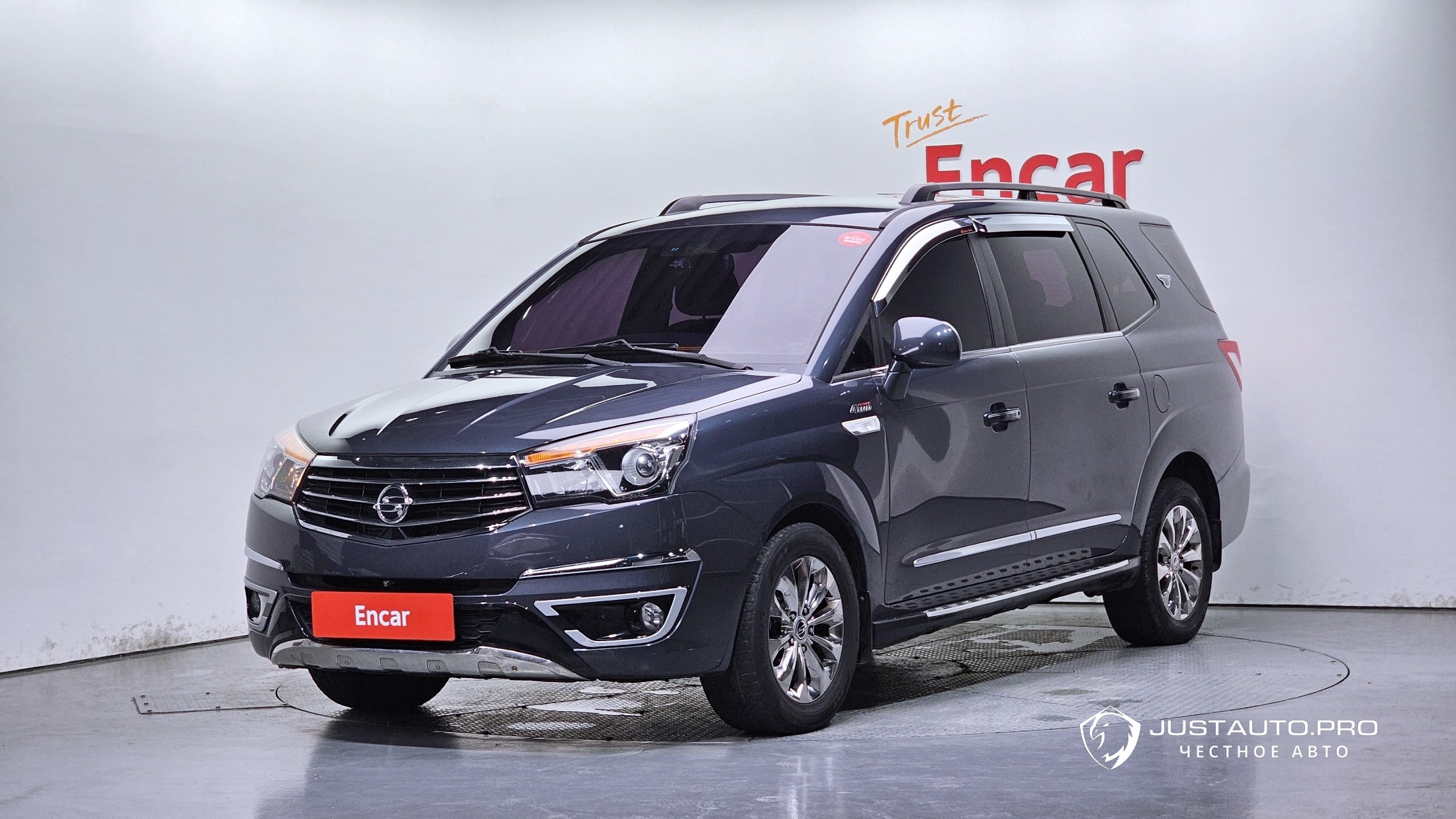 Автомобиль KG_Mobility_Ssangyong KORANDO