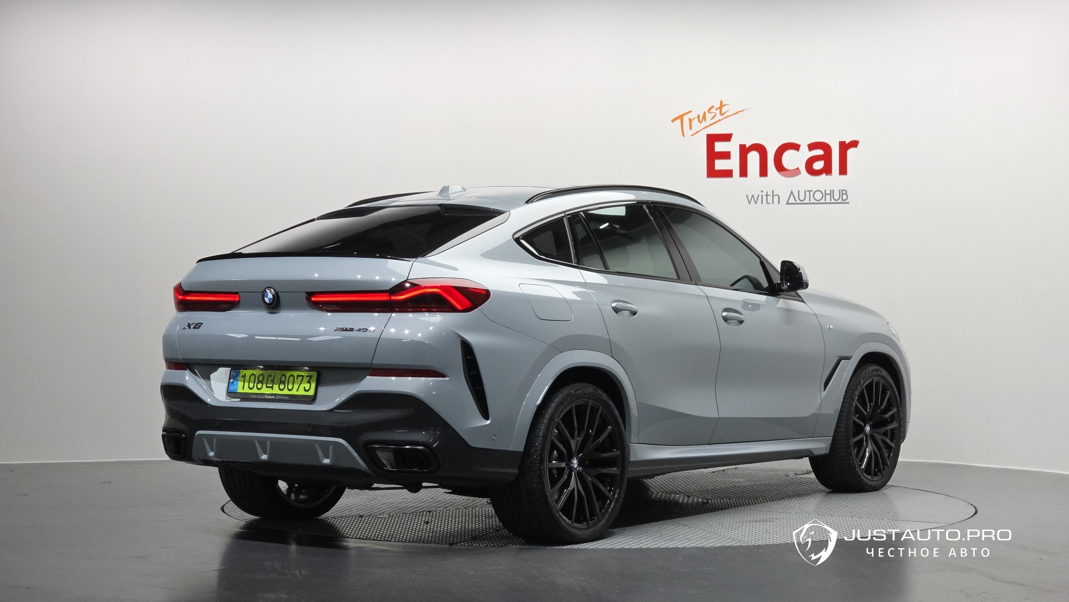 Автомобиль BMW X6