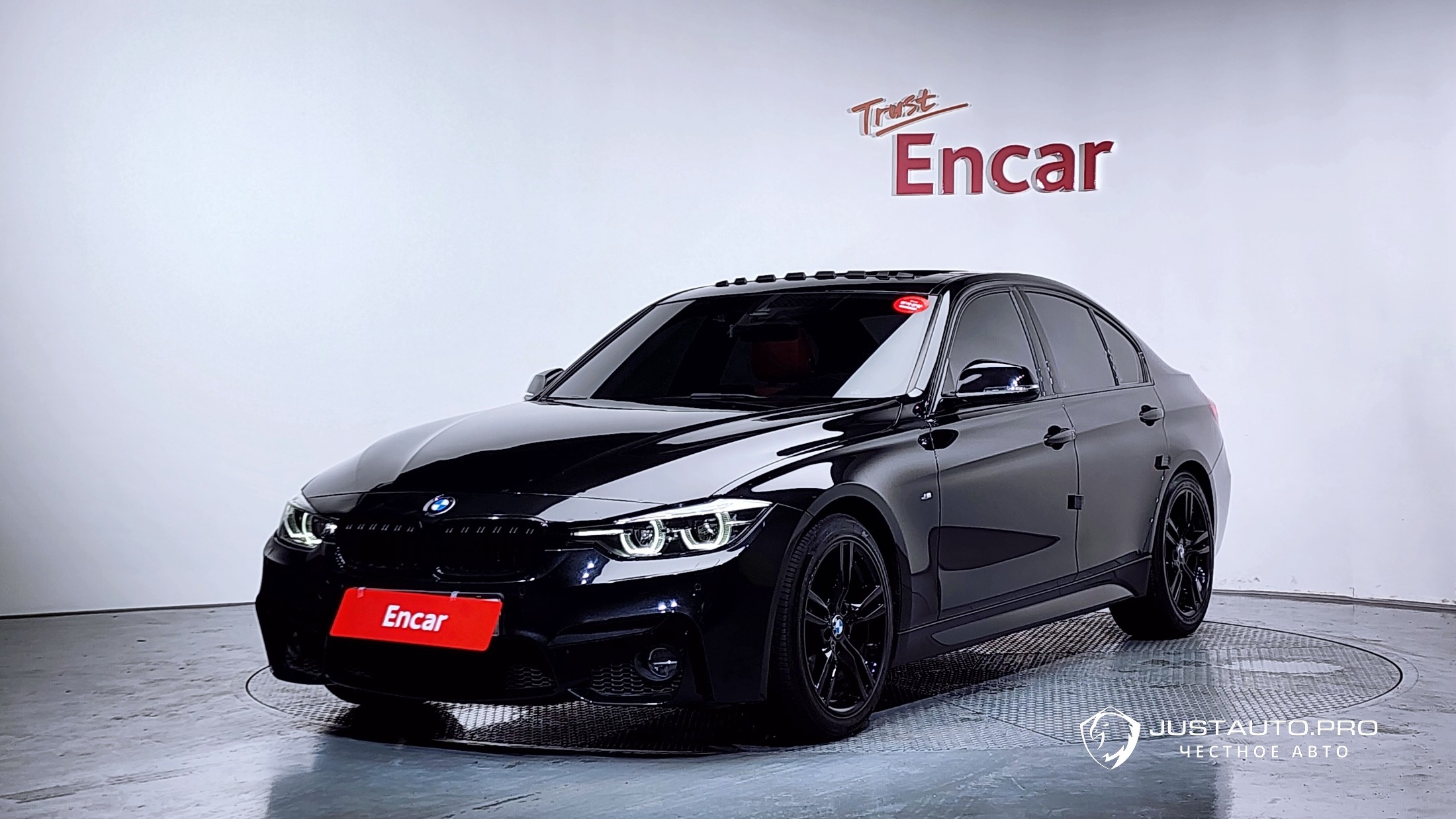 Автомобиль BMW 3-Series