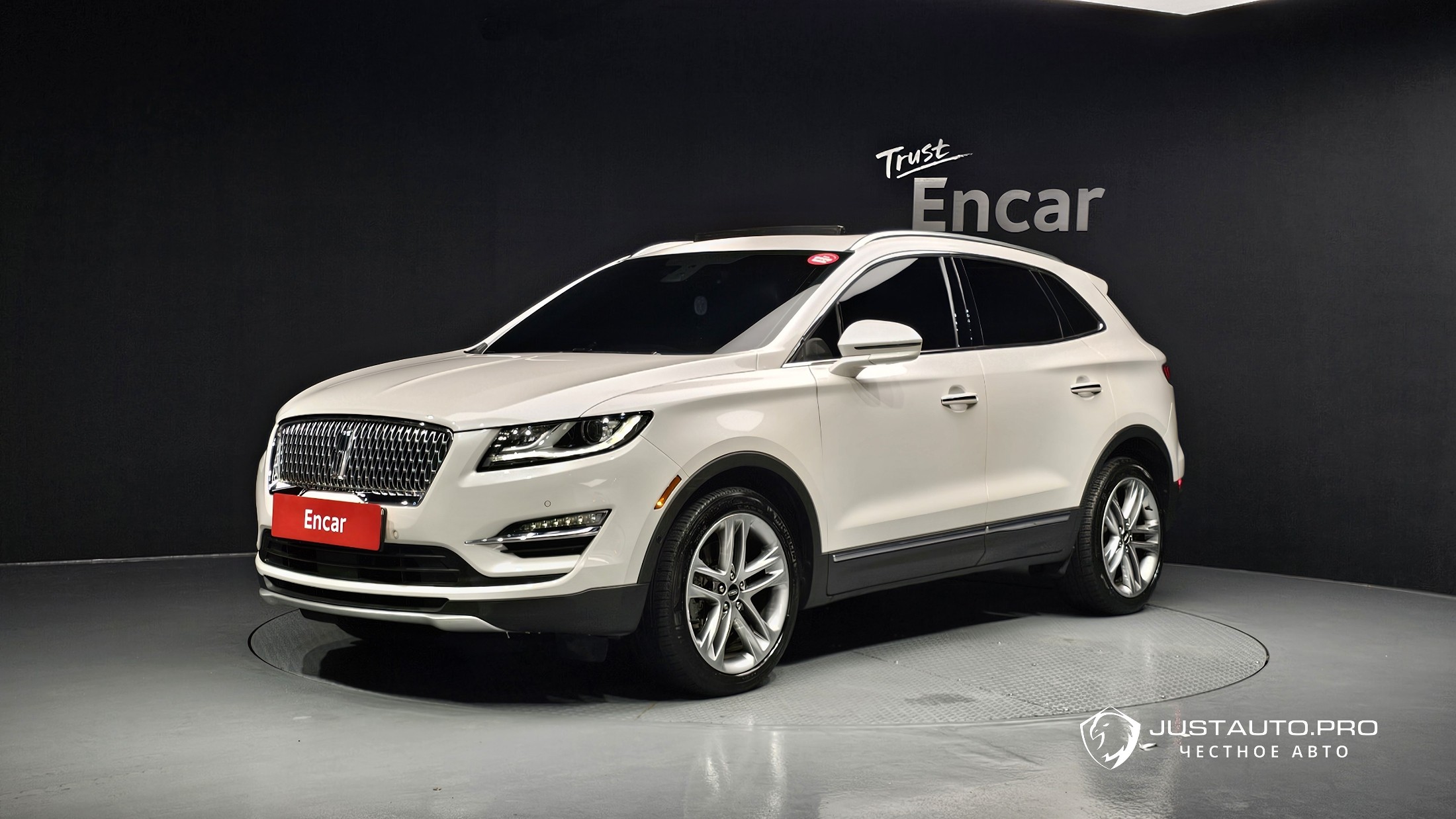 Автомобиль Lincoln MKC